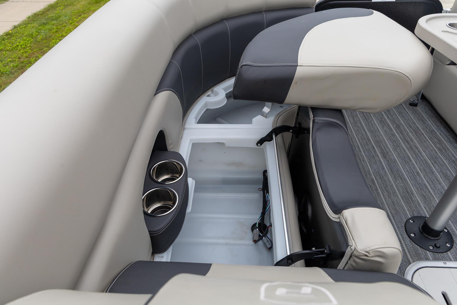 2023 Premier 210 Sunsation RL in Saint Cloud, Minnesota - Photo 9