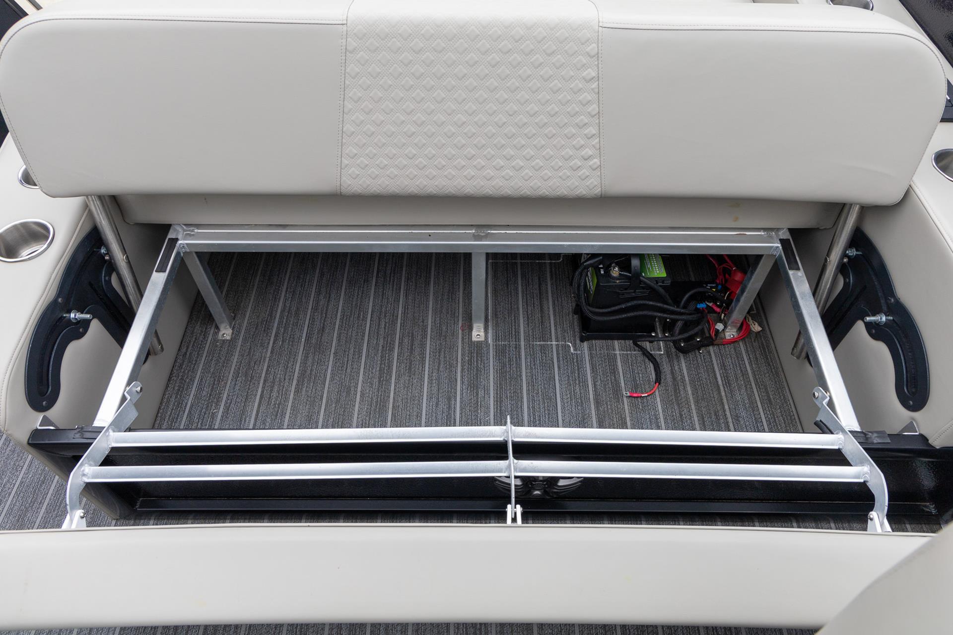 2023 Premier 210 Sunsation RL in Saint Cloud, Minnesota - Photo 19