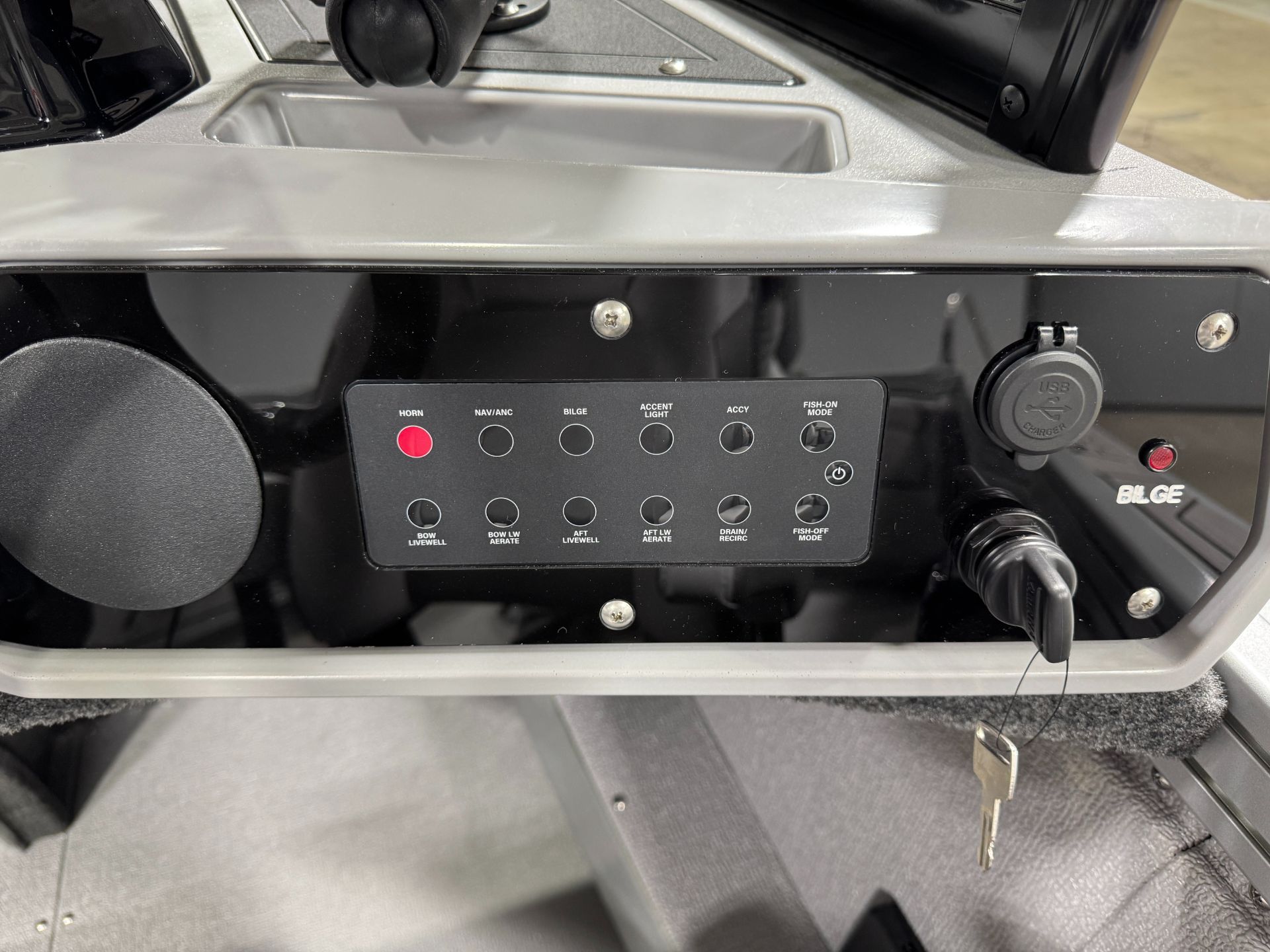 2026 Smoker Craft ADVENTURER 210 GLS TROLLER in Saint Cloud, Minnesota - Photo 12