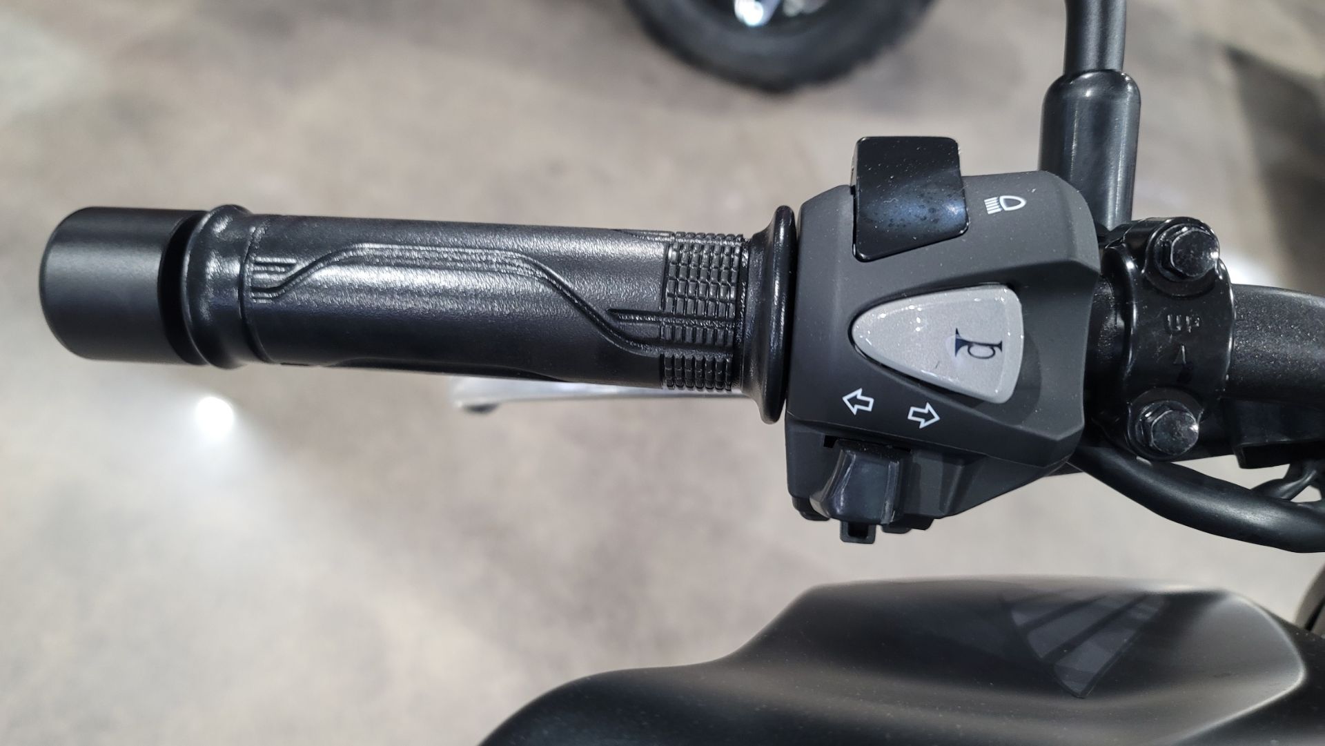 2026 Honda CB300R ABS 6