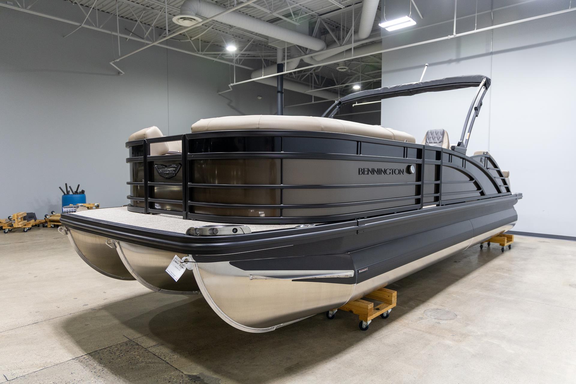 2025 Bennington 23 RSB in Saint Cloud, Minnesota - Photo 4