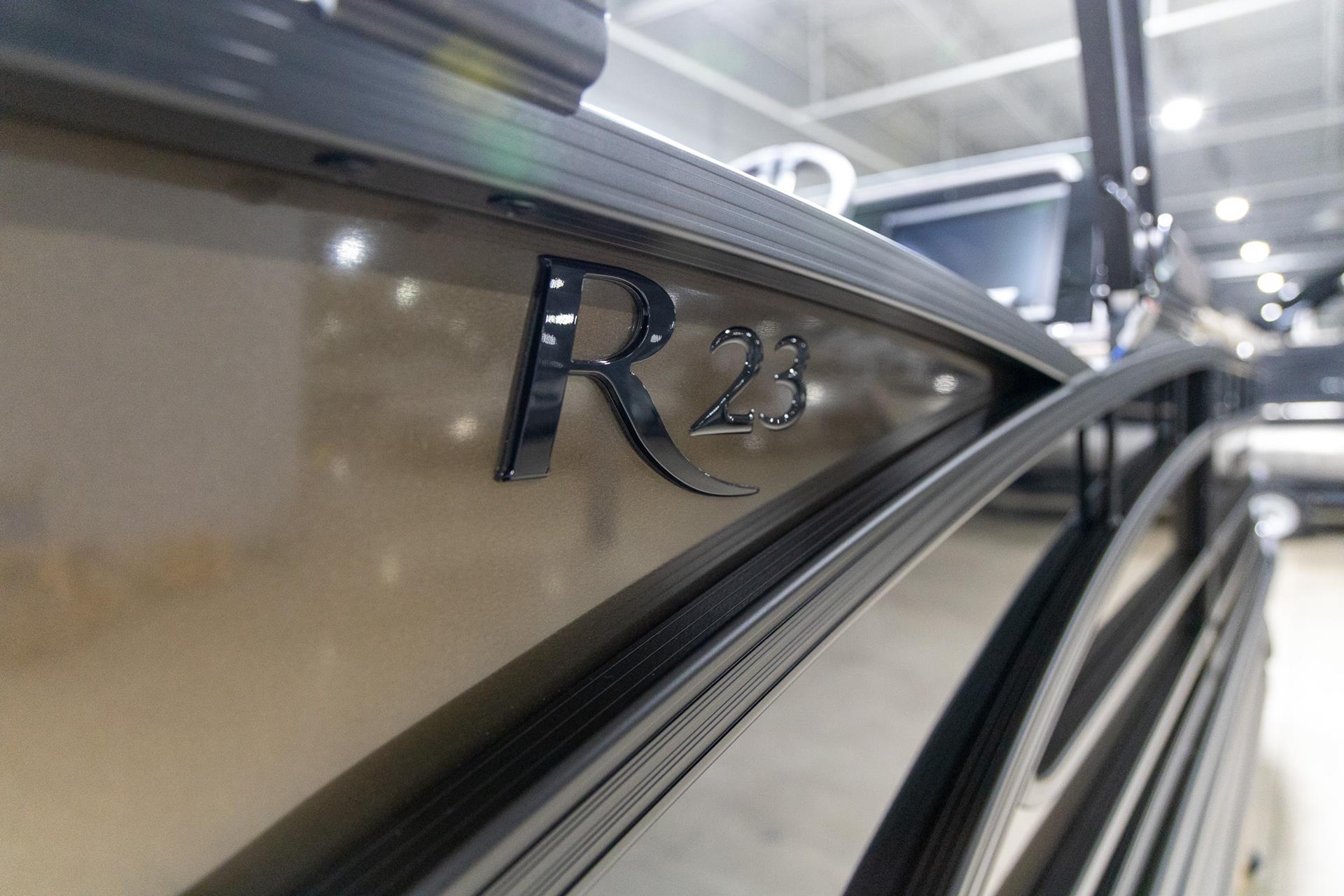 2025 Bennington 23 RSB in Saint Cloud, Minnesota - Photo 9