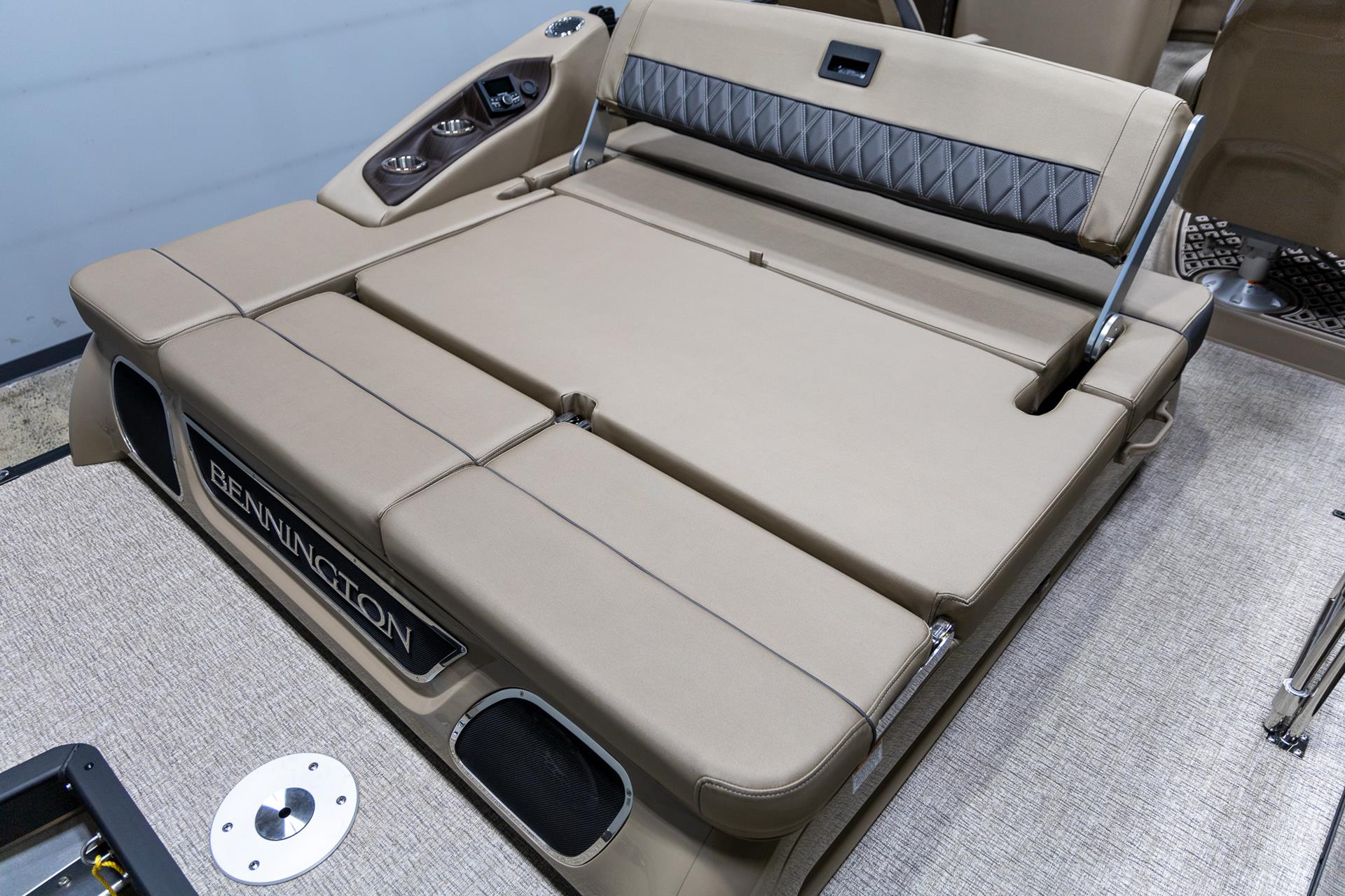 2025 Bennington 23 RSB in Saint Cloud, Minnesota - Photo 25