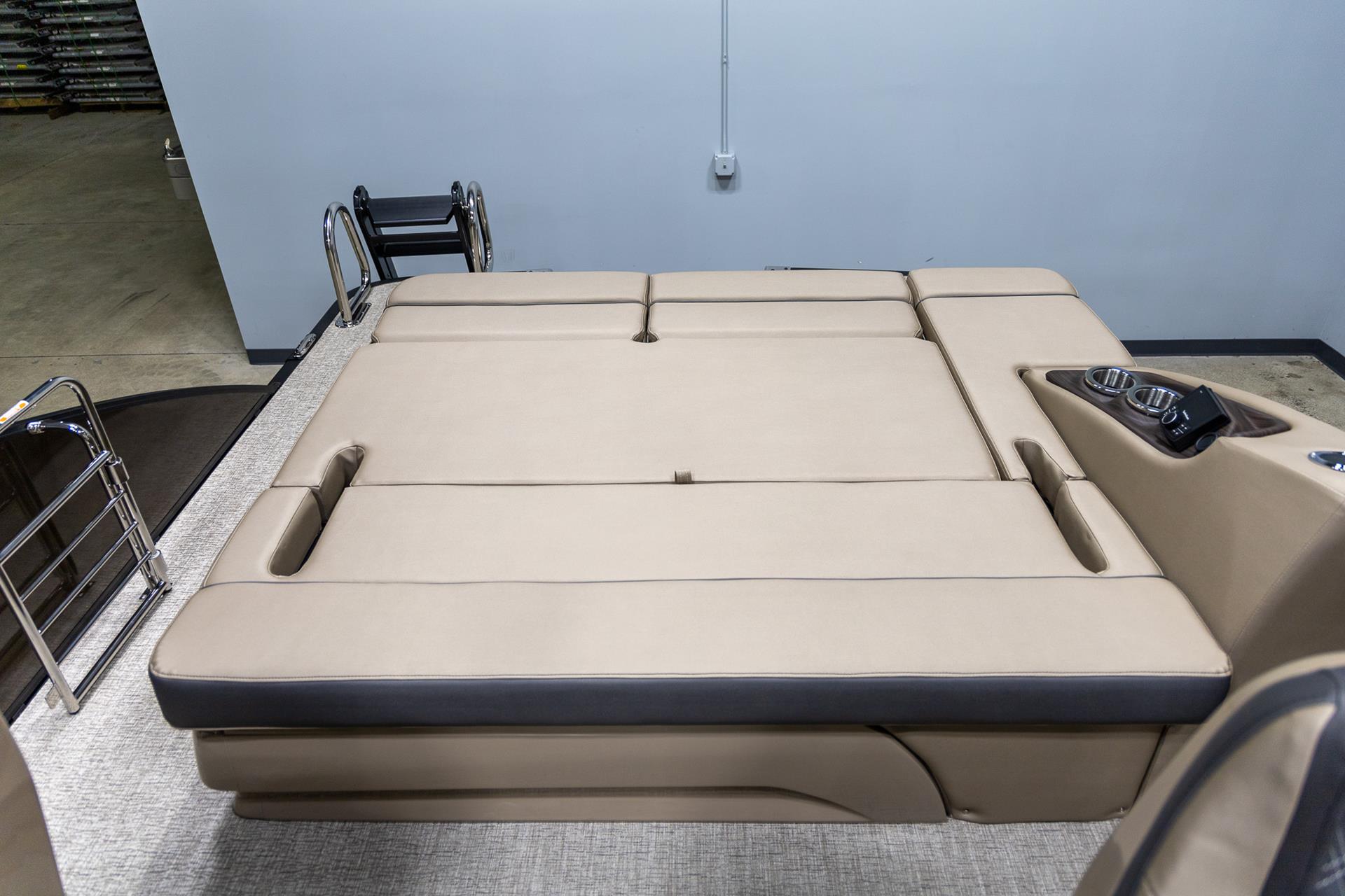 2025 Bennington 23 RSB in Saint Cloud, Minnesota - Photo 26