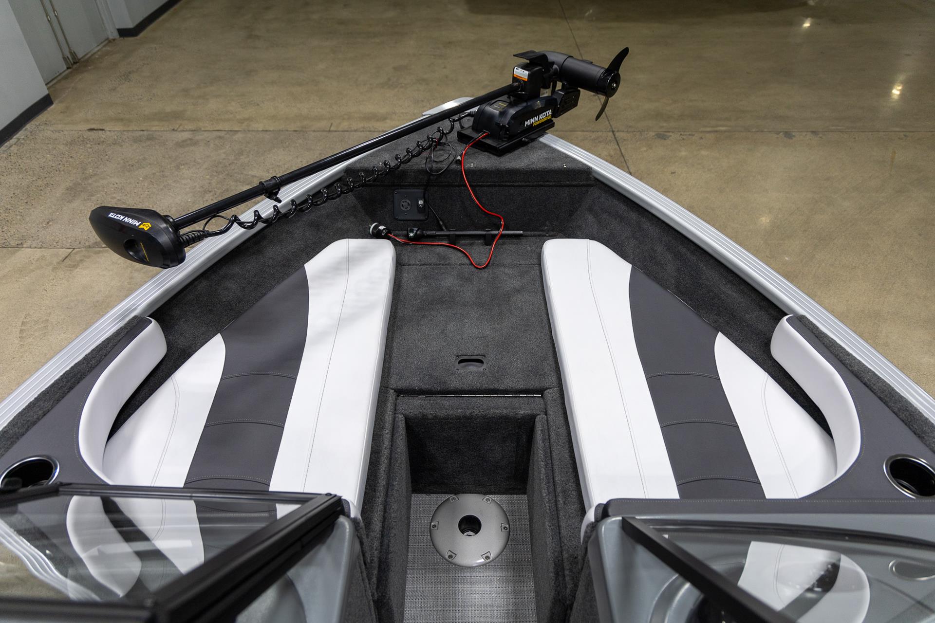 2025 Smoker Craft Ultima Legacy 172 in Saint Cloud, Minnesota - Photo 10