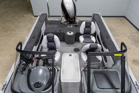 2025 Smoker Craft Ultima Legacy 172 in Saint Cloud, Minnesota - Photo 13