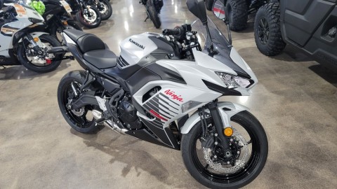 2026 Kawasaki Ninja® 650 ABS, Saint Cloud MN | New Motorcycles for