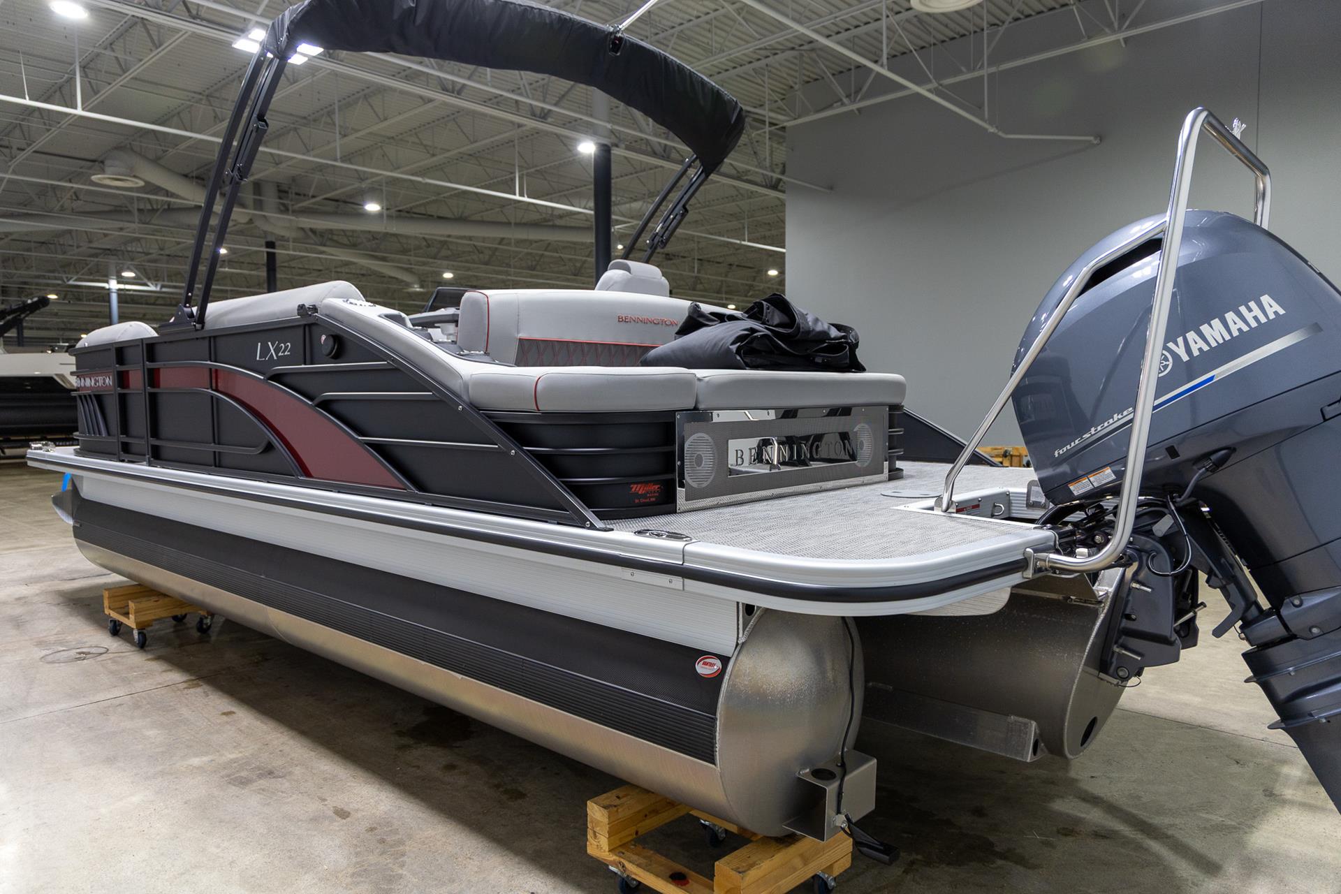 2023 Bennington 22 LXSB in Saint Cloud, Minnesota - Photo 5