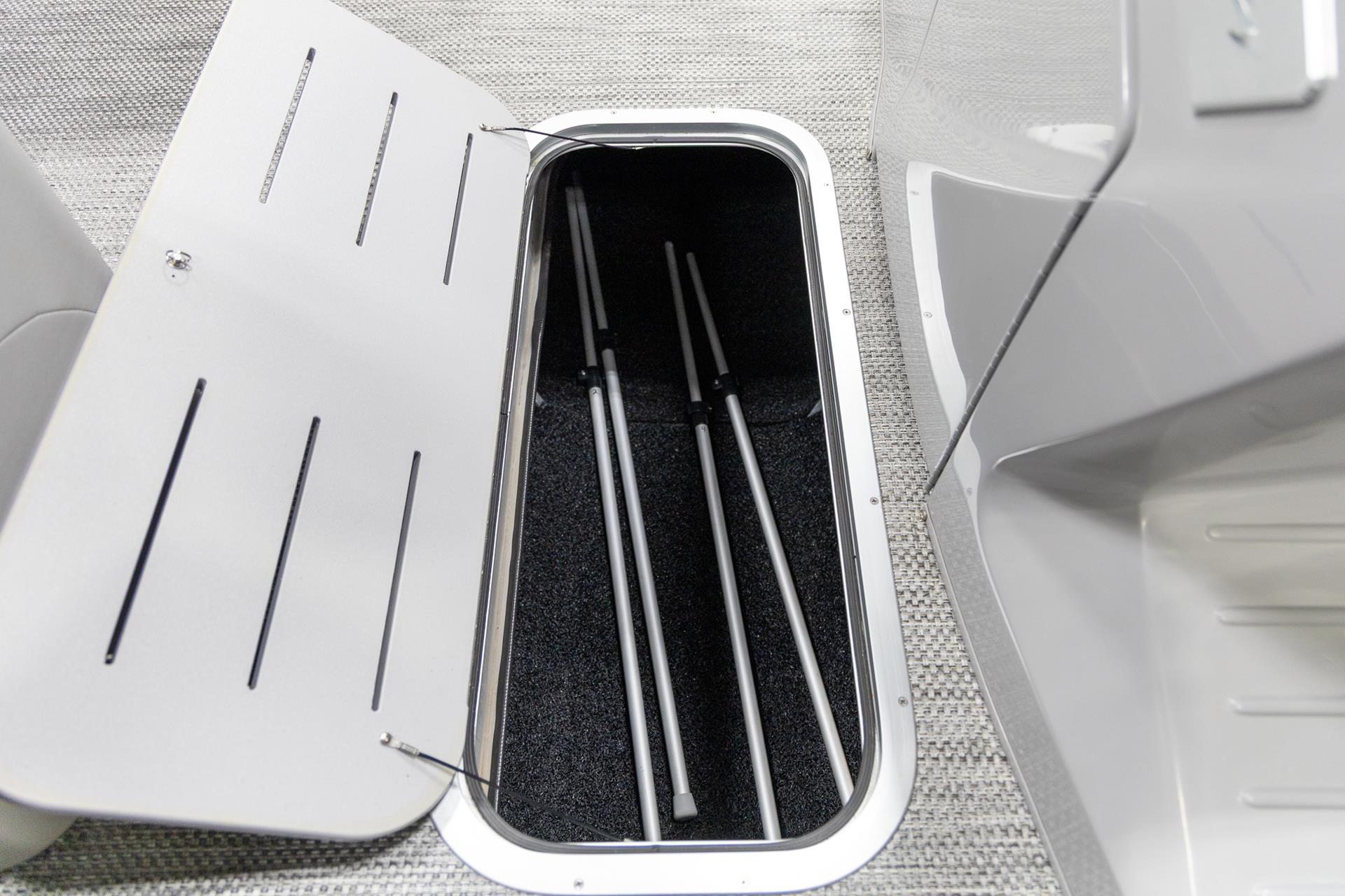 2023 Bennington 22 LXSB in Saint Cloud, Minnesota - Photo 17