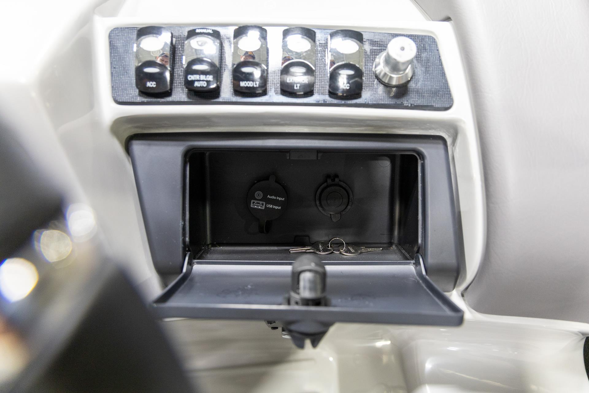 2023 Bennington 22 LXSB in Saint Cloud, Minnesota - Photo 22