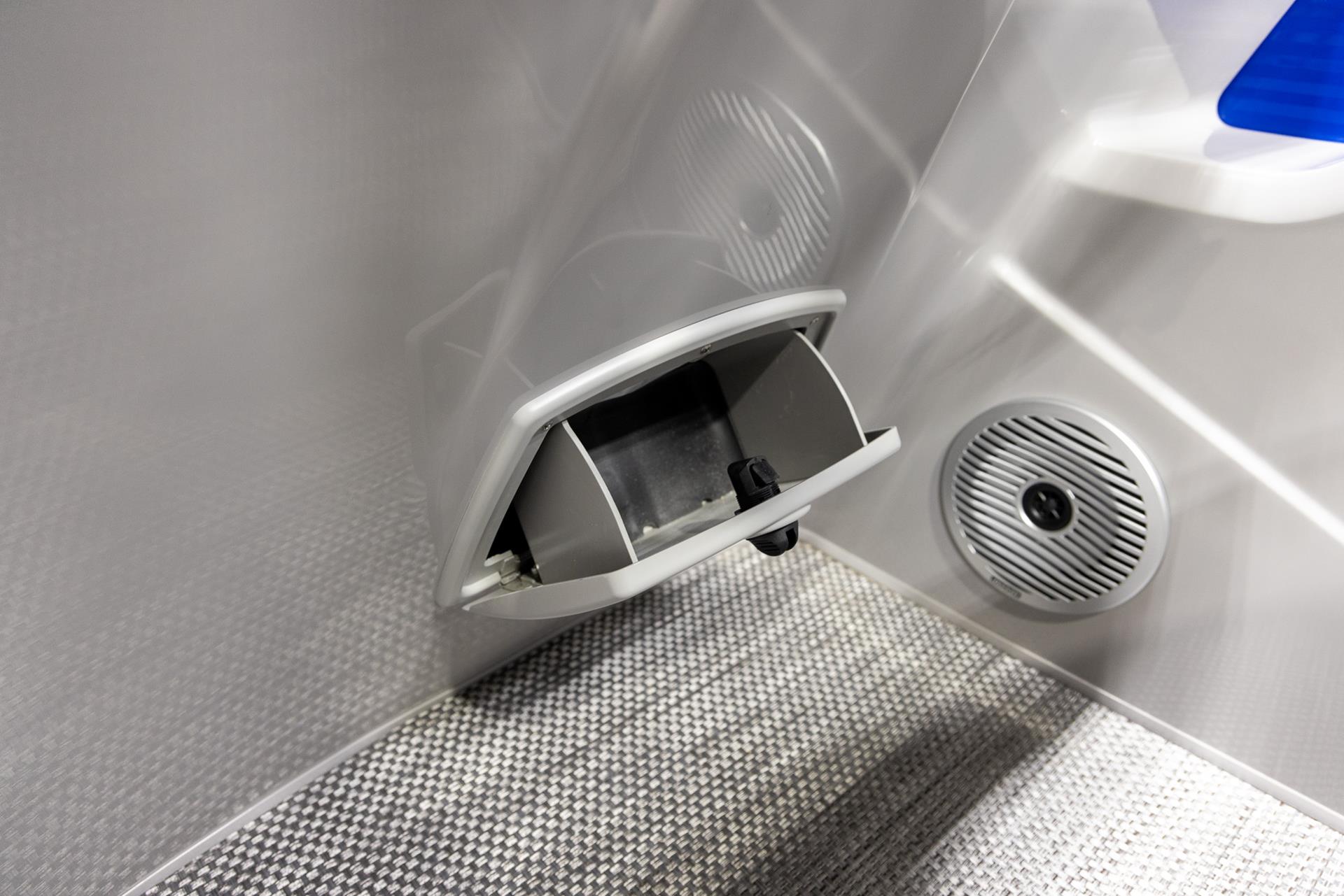 2024 Bennington 22 SXSRC in Saint Cloud, Minnesota - Photo 25