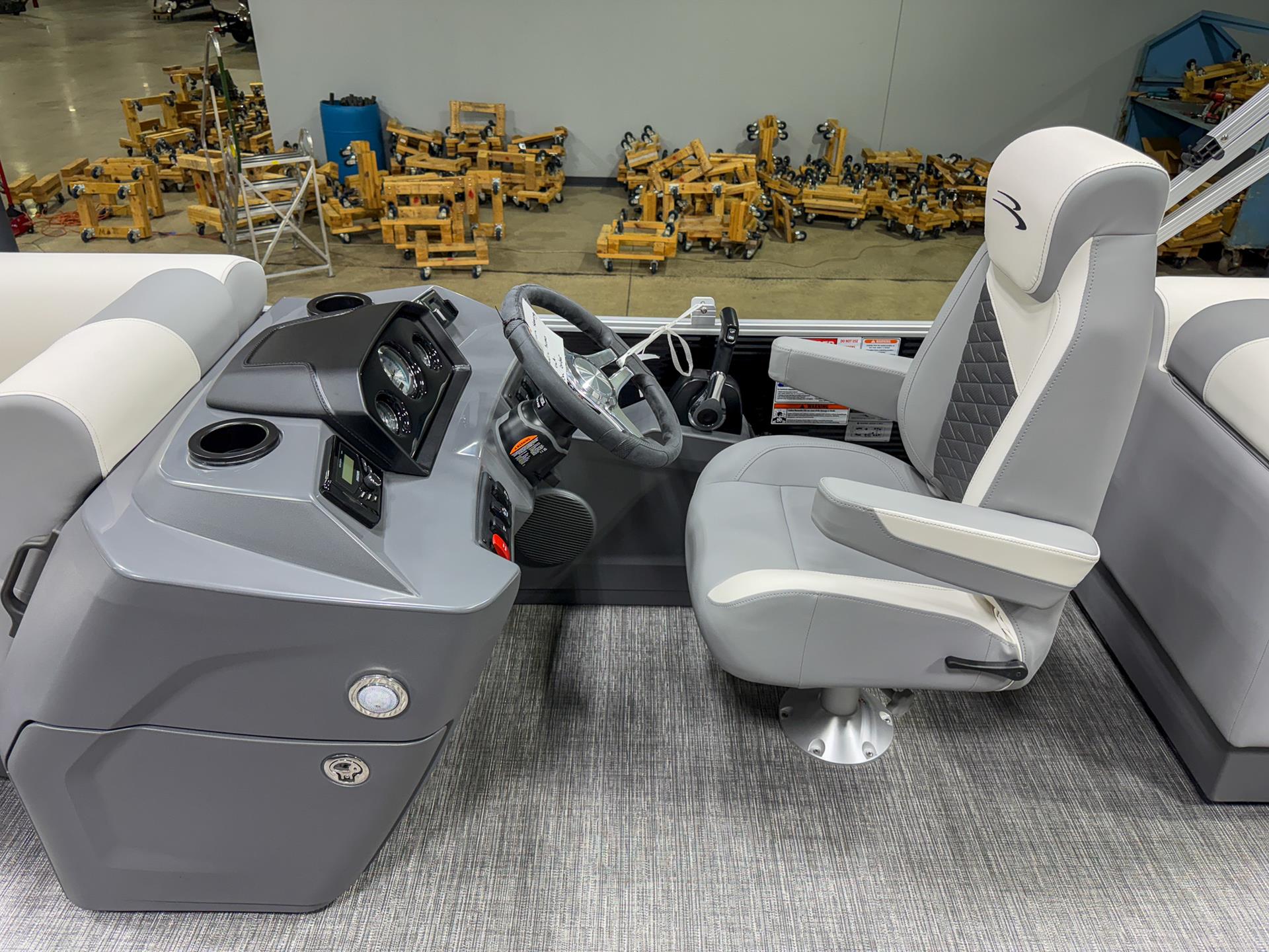 2025 Bennington 22 SSR in Saint Cloud, Minnesota - Photo 9