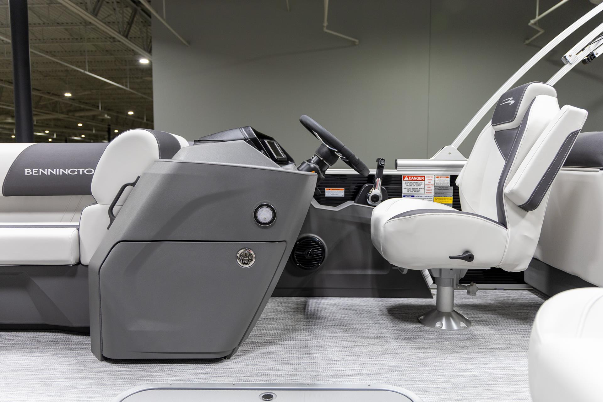 2025 Bennington 22 SSR in Saint Cloud, Minnesota - Photo 15