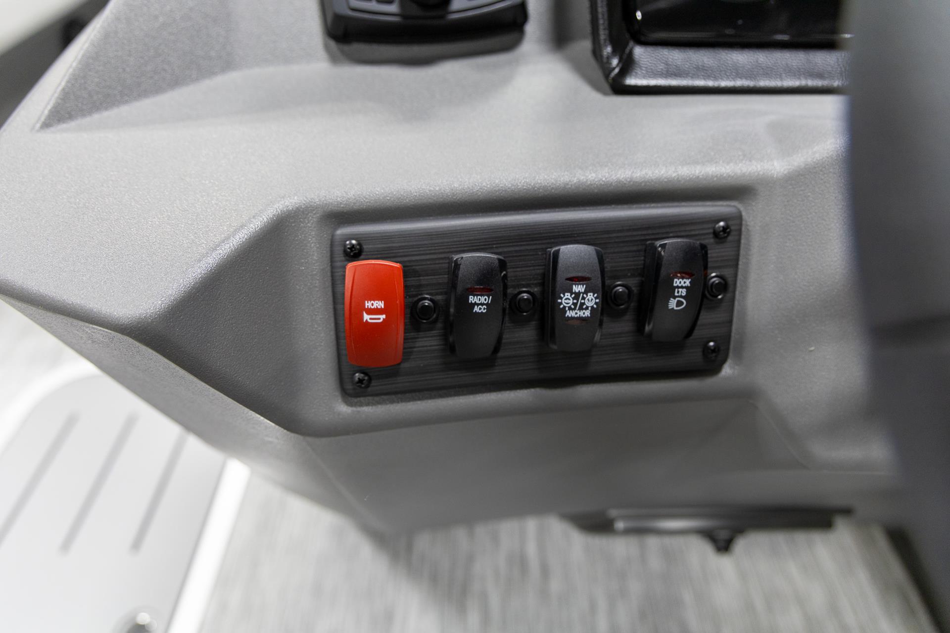 2025 Bennington 22 SSR in Saint Cloud, Minnesota - Photo 17