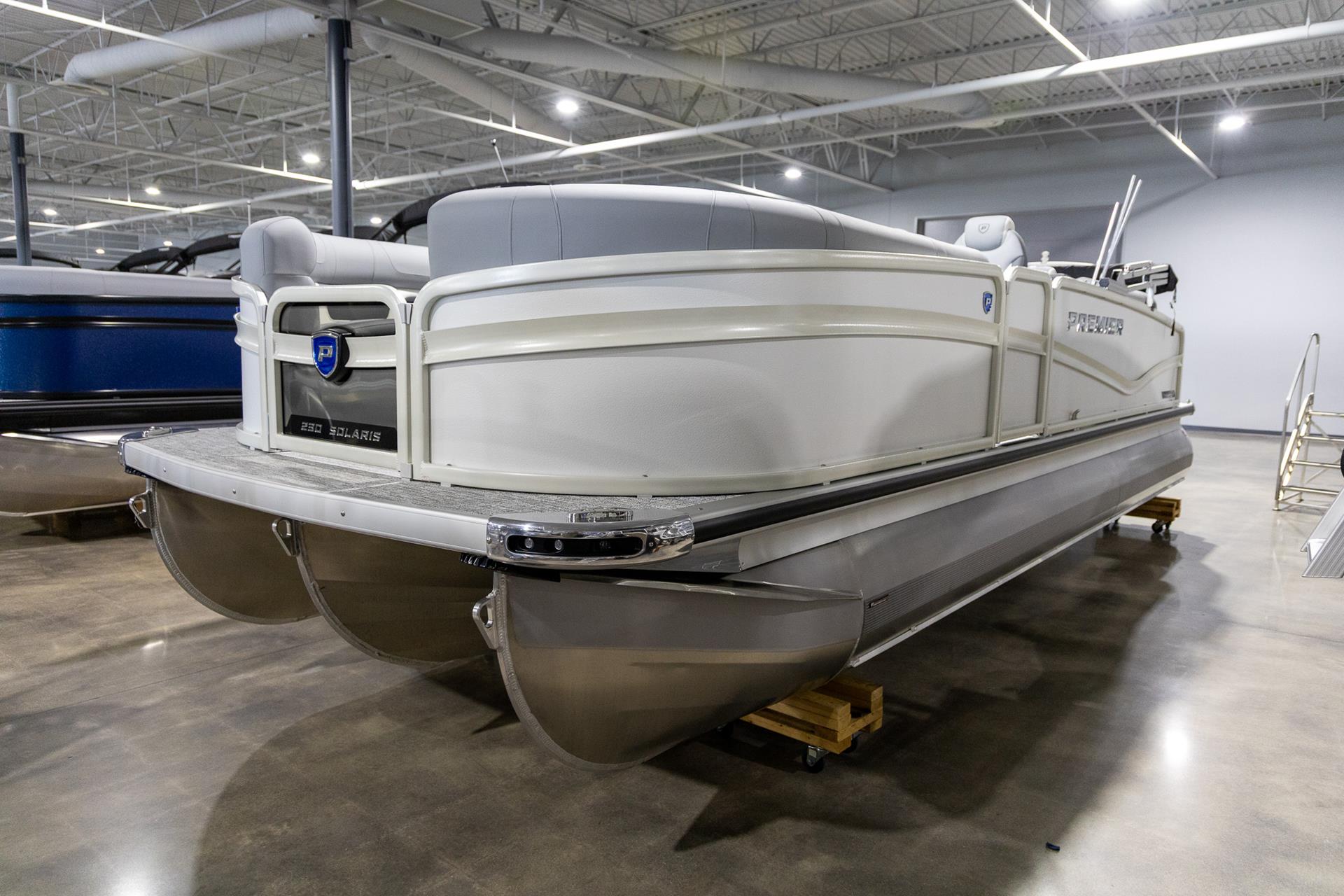 2025 Premier 230 Solaris RF in Saint Cloud, Minnesota - Photo 3