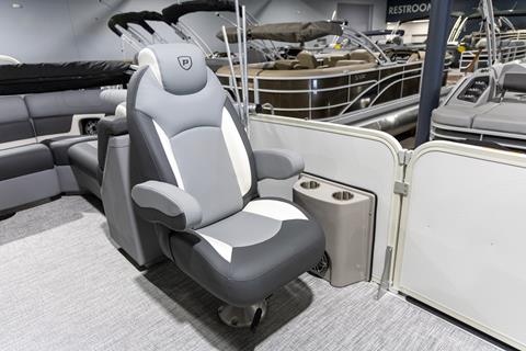 2025 Premier 230 Solaris RF in Saint Cloud, Minnesota - Photo 12