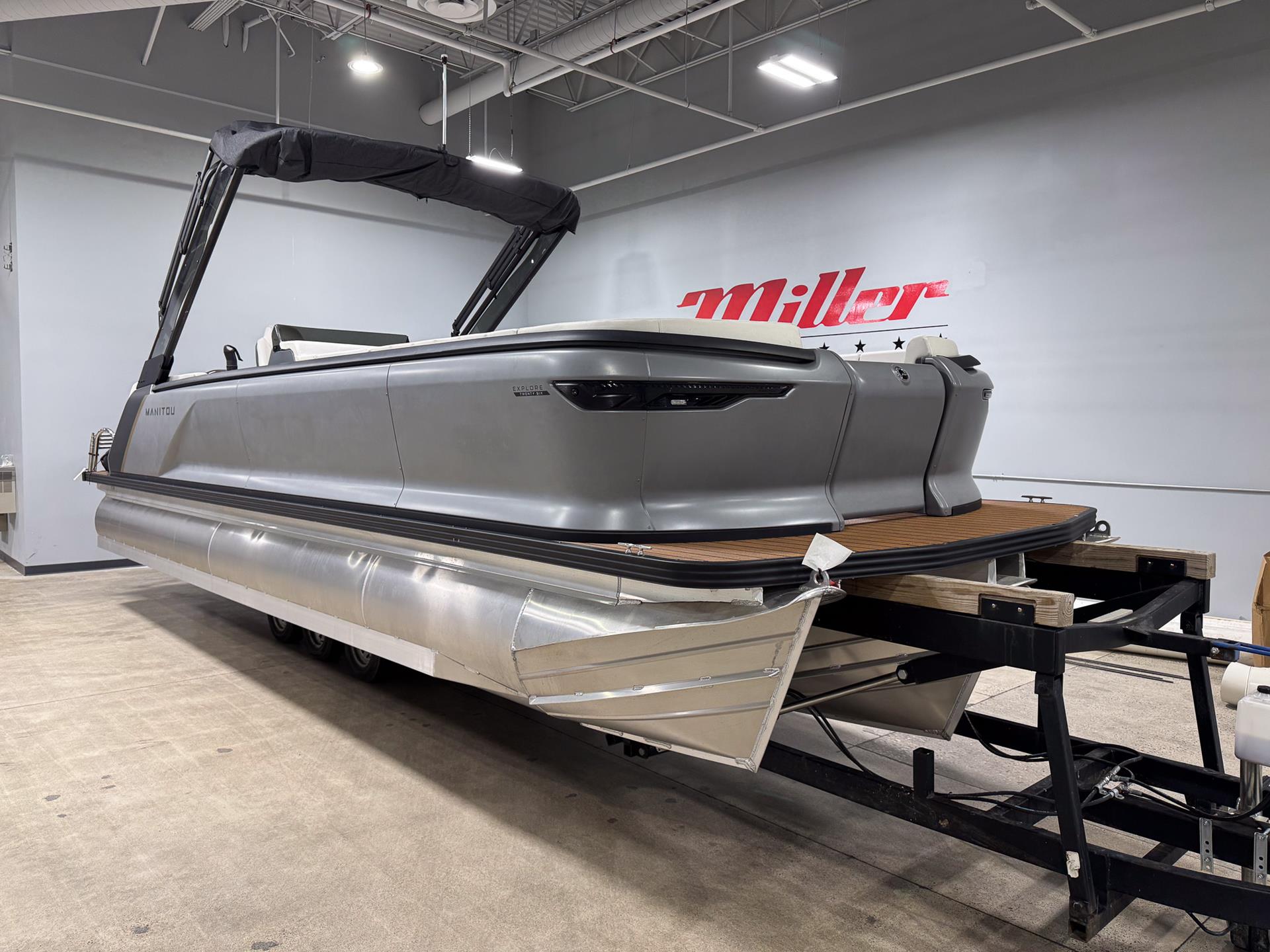 2023 Manitou Explore 26 MAX Switchback with Trifold Bench in Saint Cloud, Minnesota - Photo 3