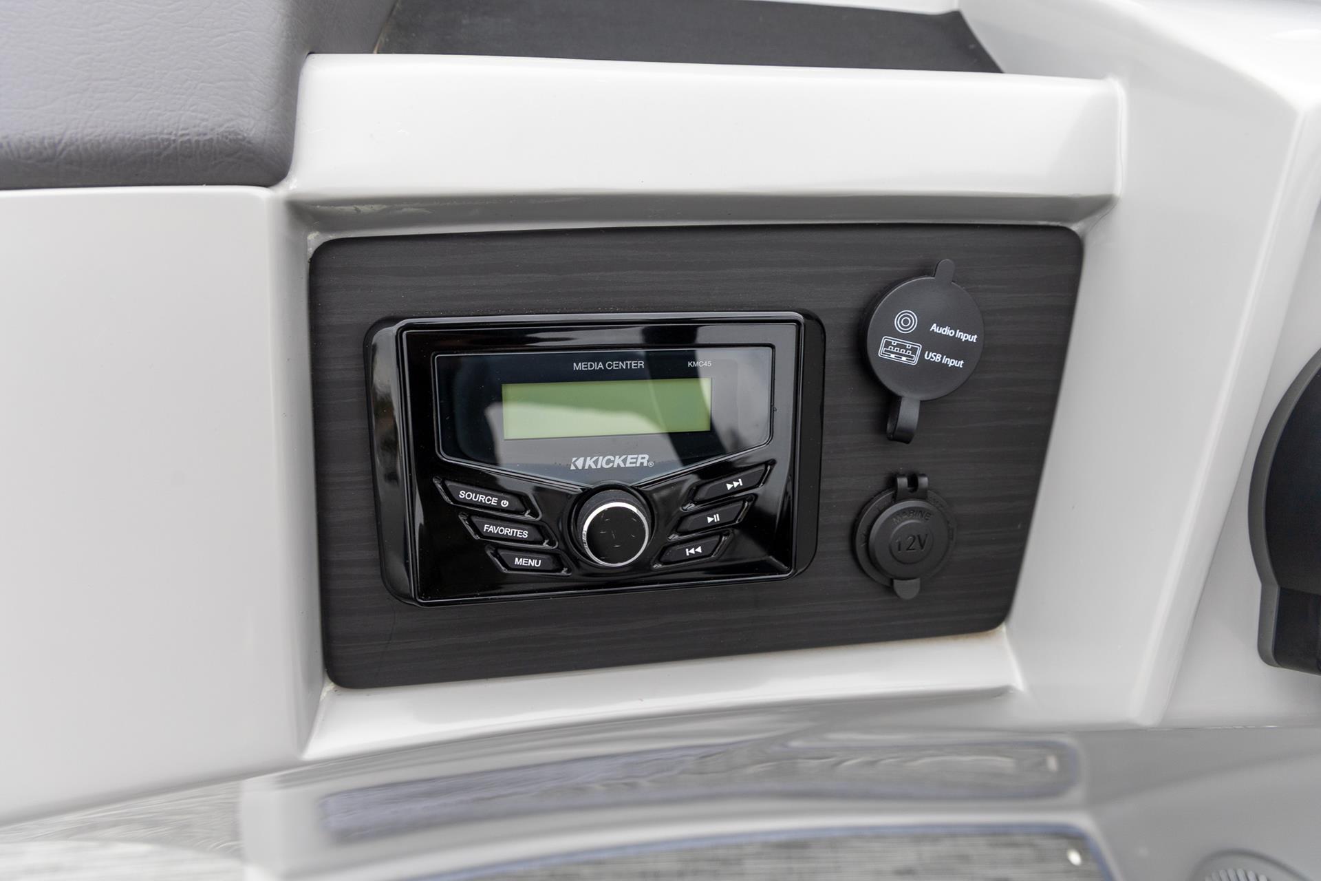 2022 Bennington 22 LSR in Saint Cloud, Minnesota - Photo 15