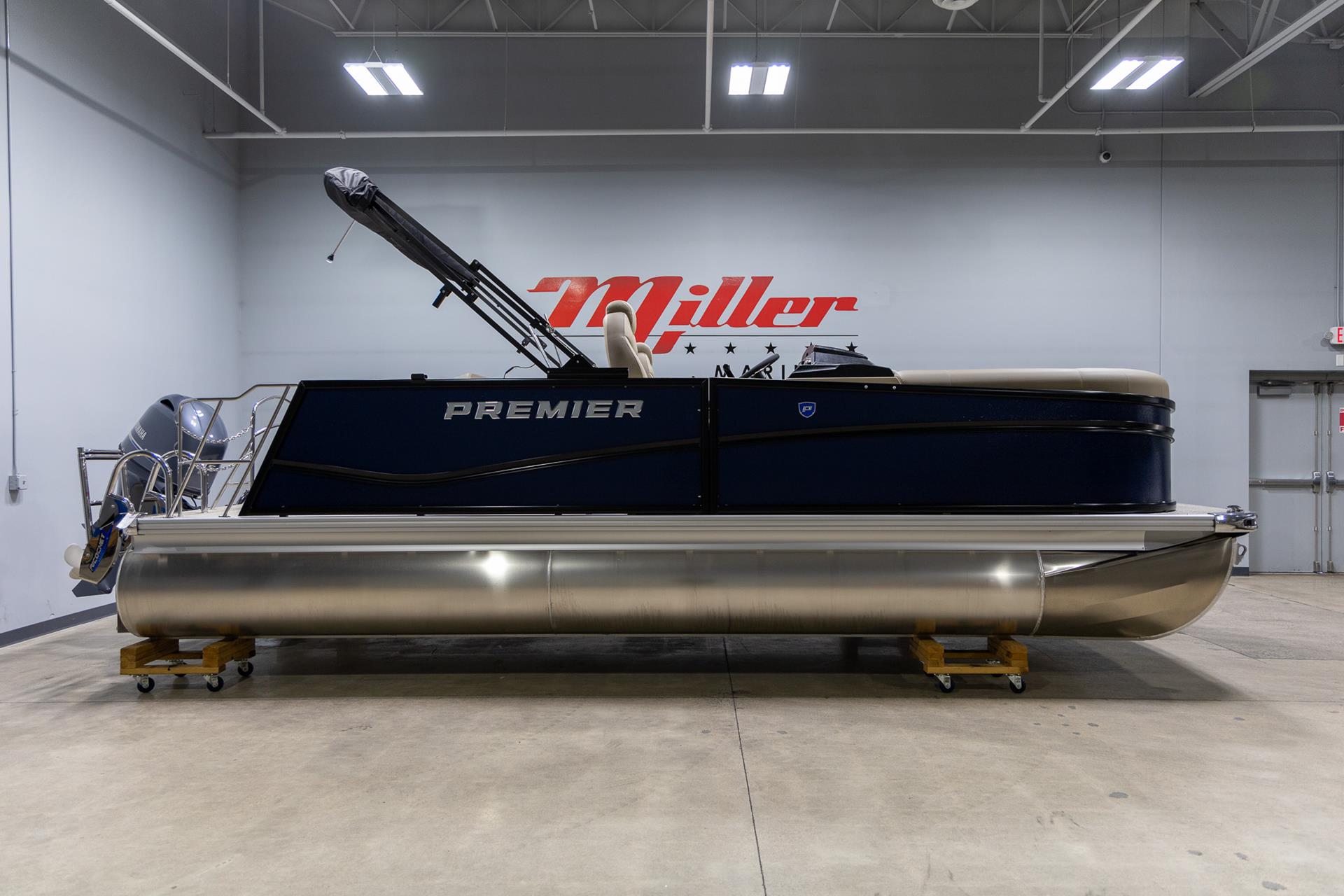 2025 Premier 210 Sunsation RL in Saint Cloud, Minnesota - Photo 2