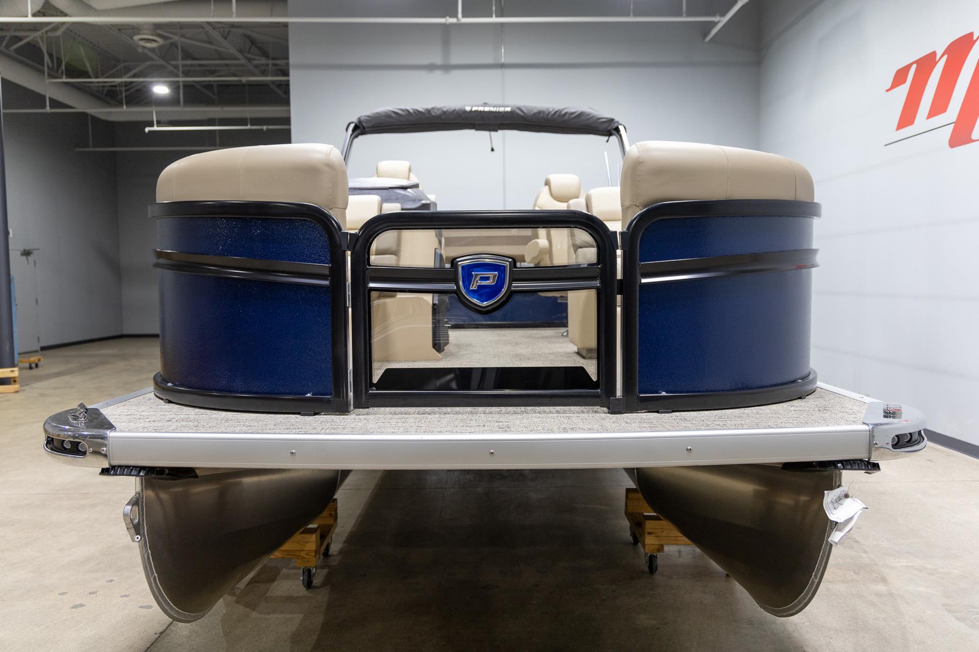 2025 Premier 210 Sunsation RL in Saint Cloud, Minnesota - Photo 3