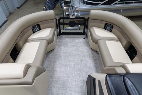 2025 Premier 210 Sunsation RL in Saint Cloud, Minnesota - Photo 9