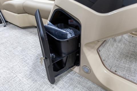 2025 Premier 210 Sunsation RL in Saint Cloud, Minnesota - Photo 16