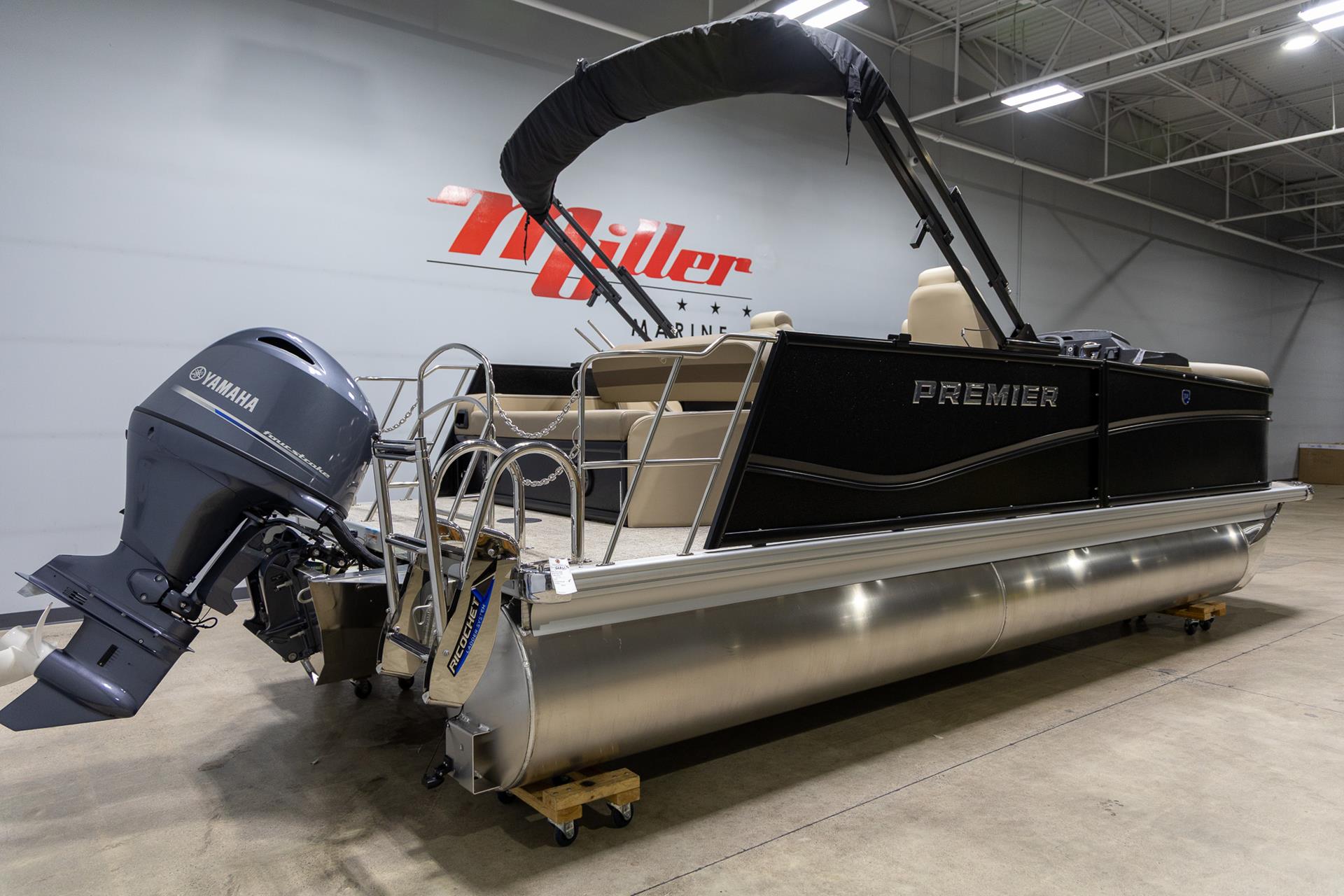 2025 Premier 210 Sunsation RL in Saint Cloud, Minnesota - Photo 6