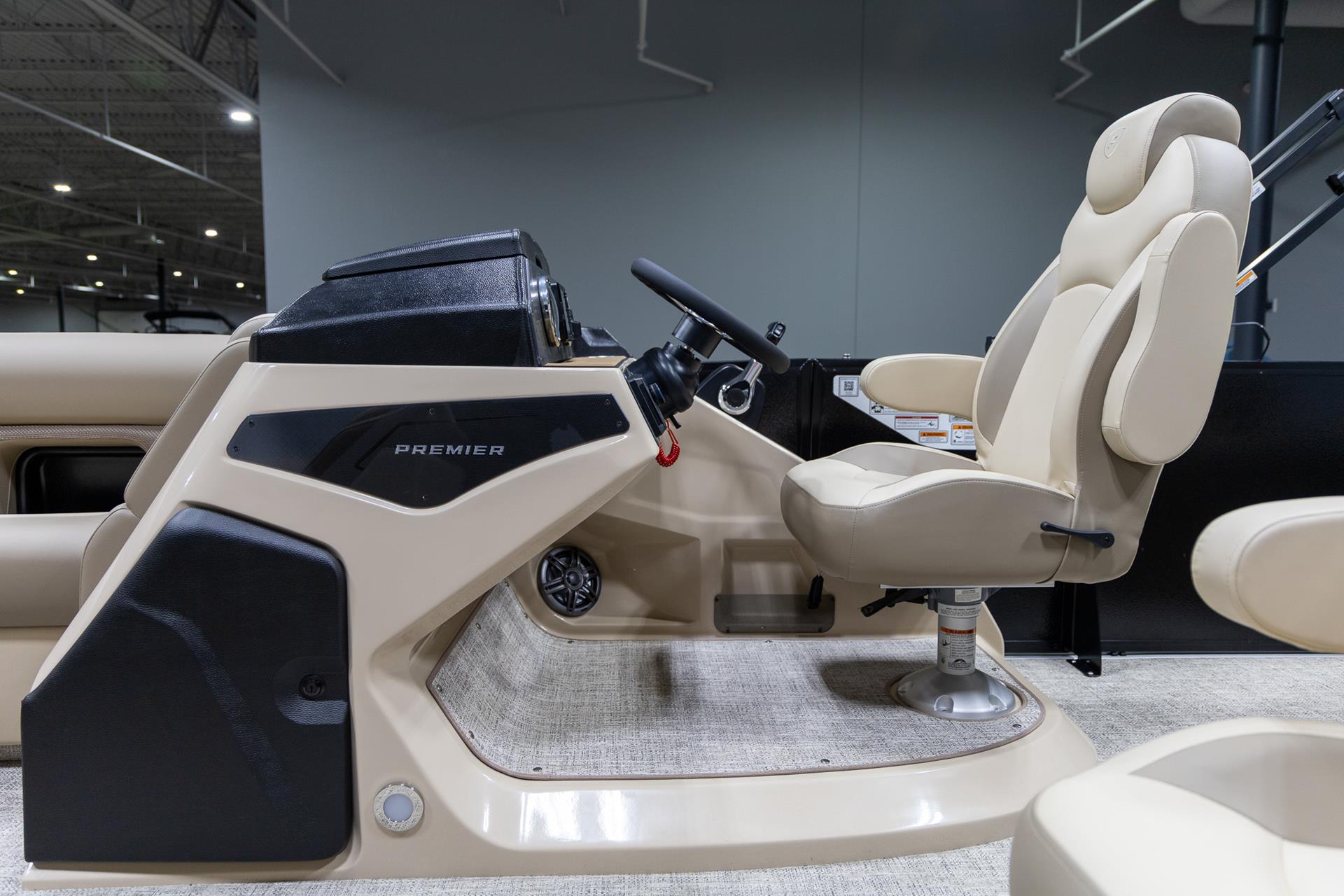 2025 Premier 210 Sunsation RL in Saint Cloud, Minnesota - Photo 14