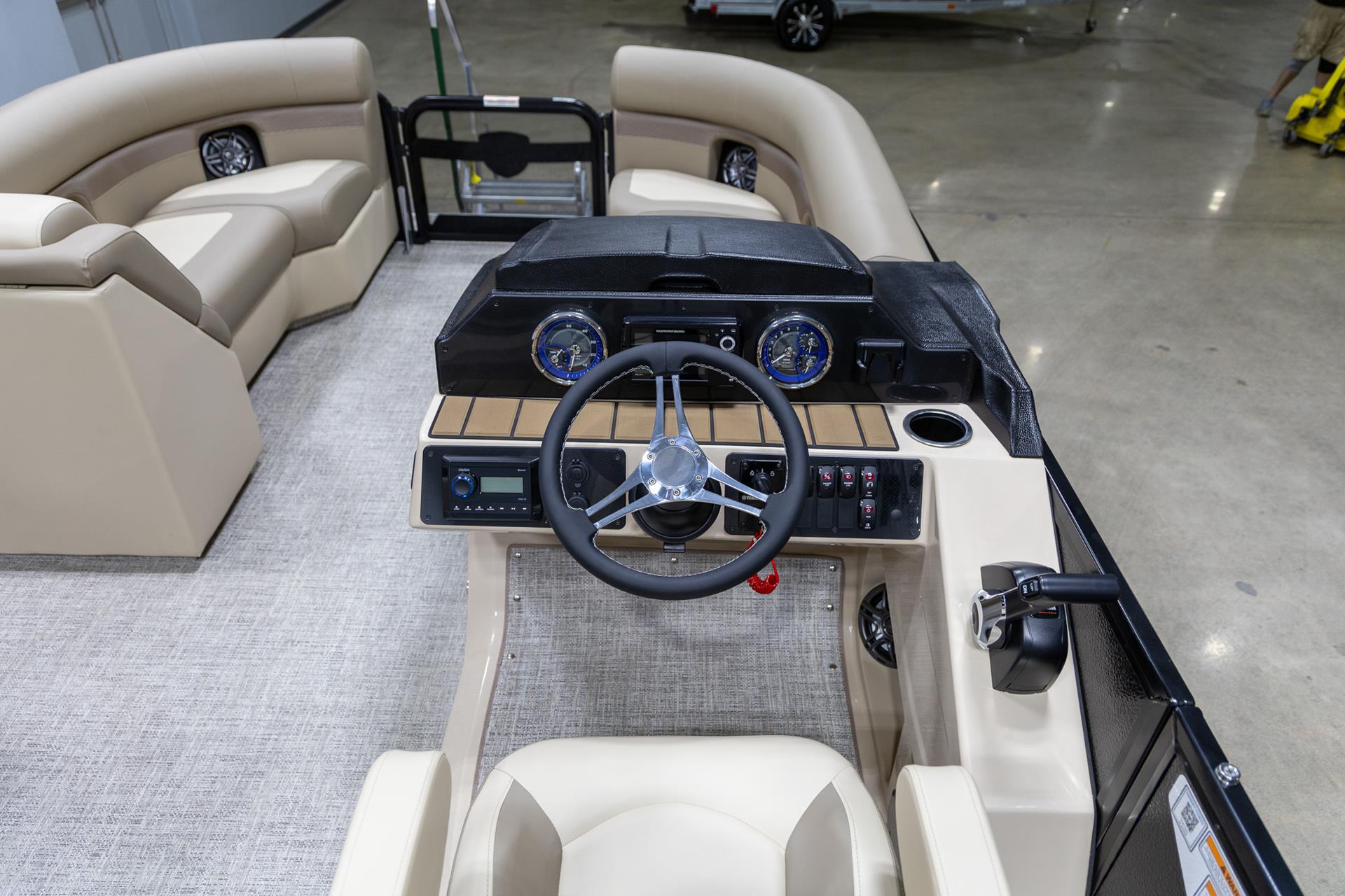 2025 Premier 210 Sunsation RL in Saint Cloud, Minnesota - Photo 16