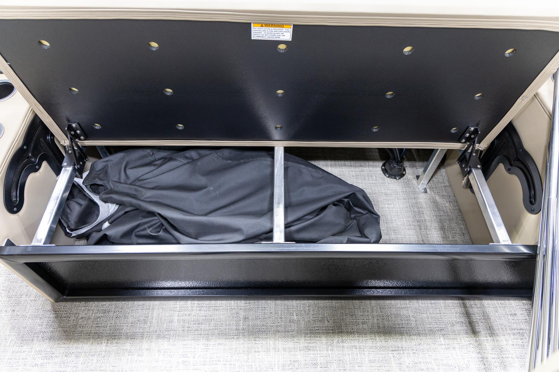 2025 Premier 210 Sunsation RL in Saint Cloud, Minnesota - Photo 22