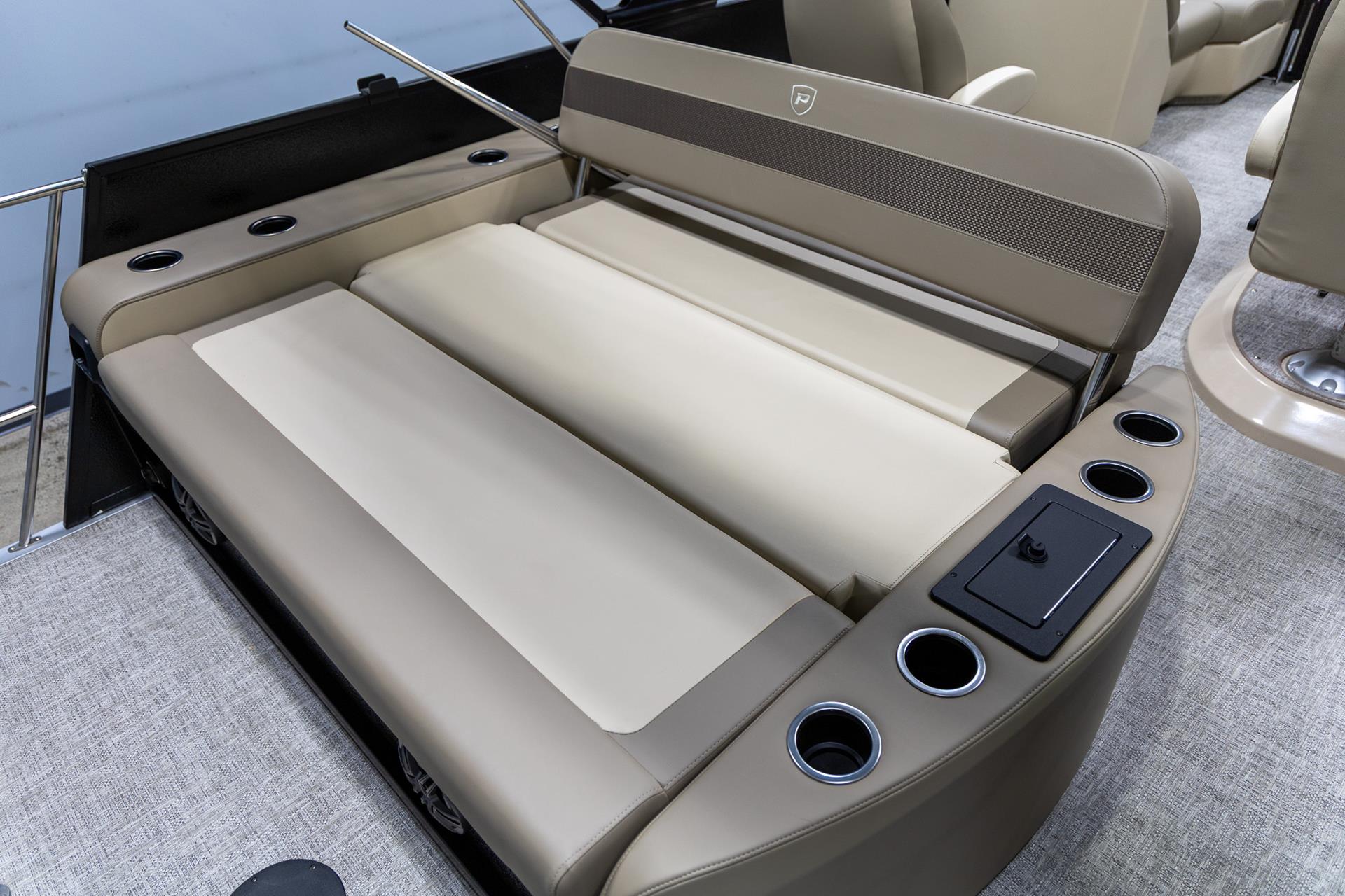 2025 Premier 210 Sunsation RL in Saint Cloud, Minnesota - Photo 23