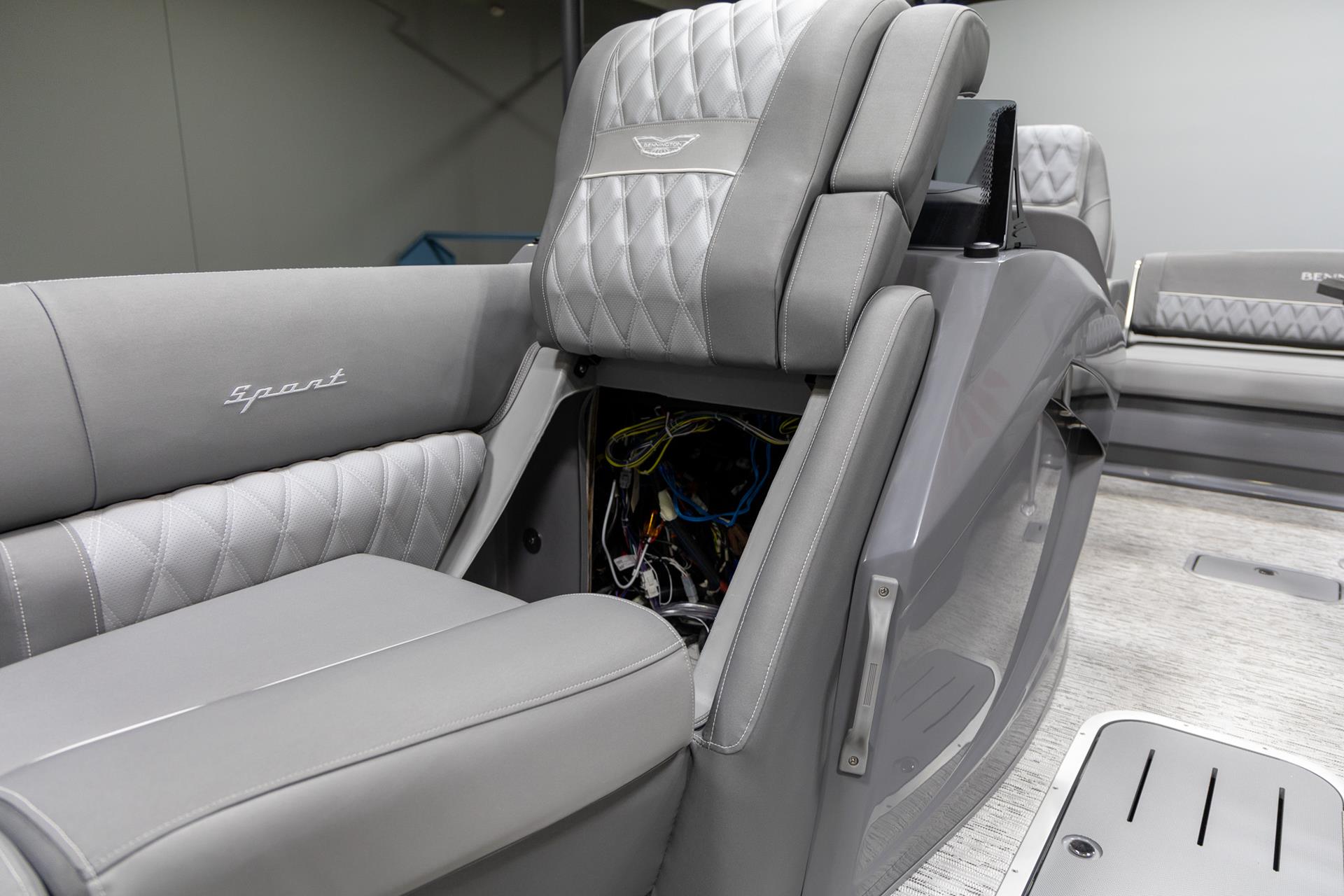 2025 Bennington 23 RXSB in Saint Cloud, Minnesota - Photo 14