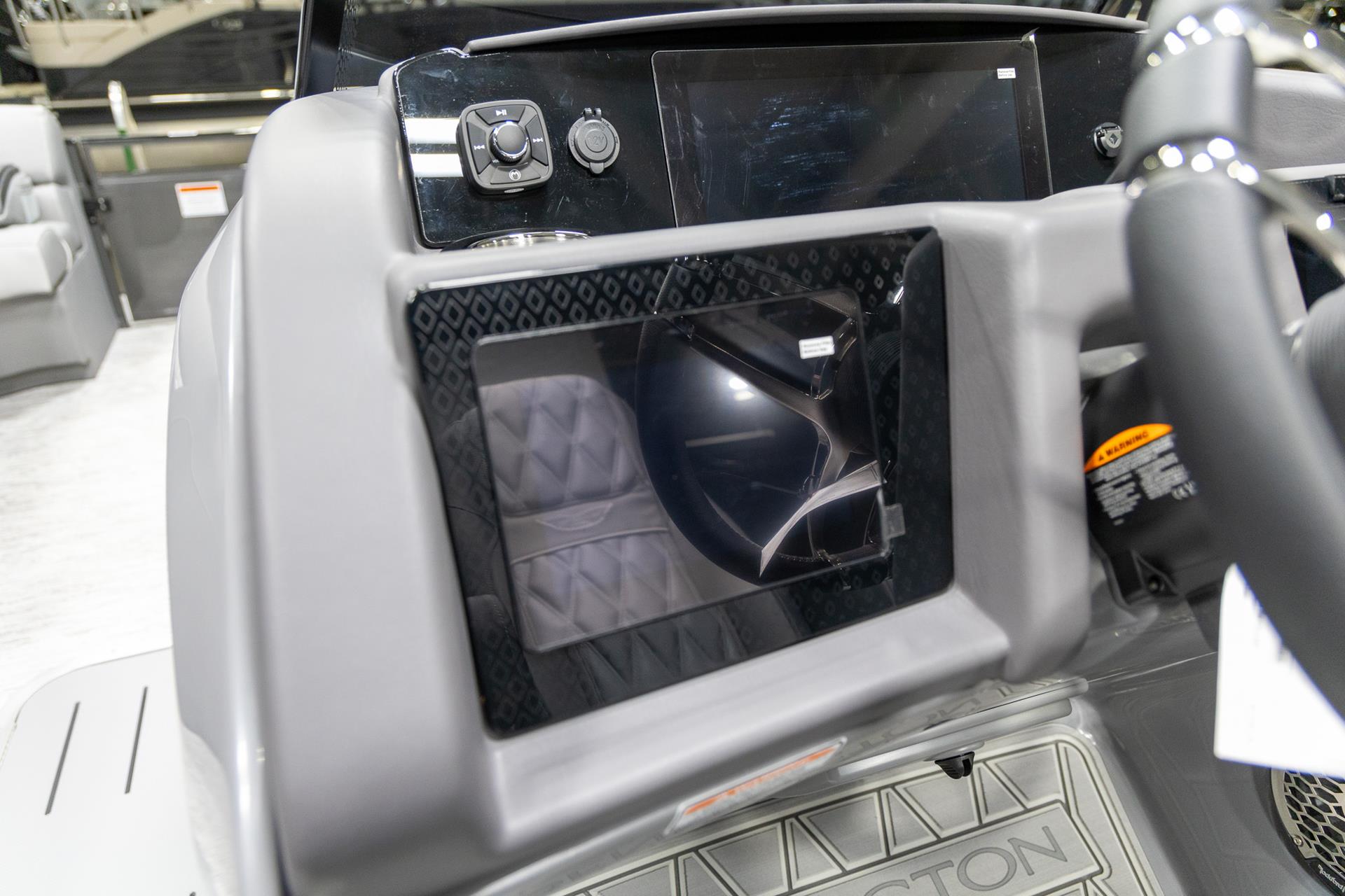 2025 Bennington 23 RXSB in Saint Cloud, Minnesota - Photo 22