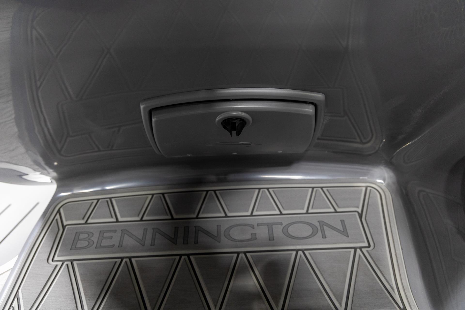 2025 Bennington 23 RXSB in Saint Cloud, Minnesota - Photo 26