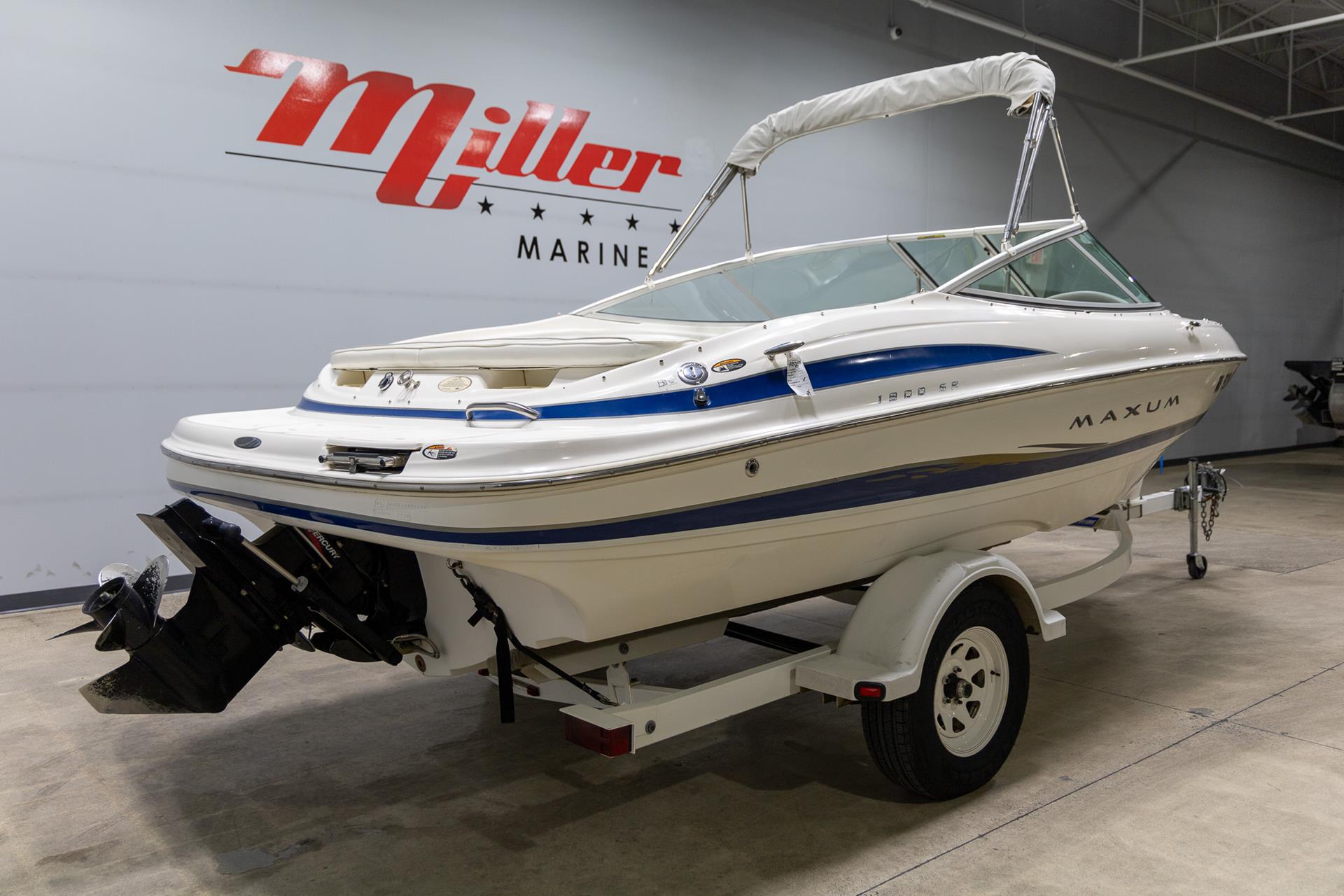 2003 Maxum 1900 SR in Saint Cloud, Minnesota - Photo 7