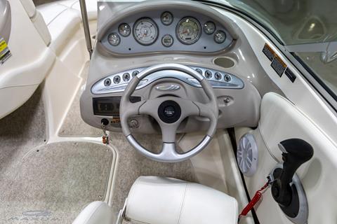 2003 Maxum 1900 SR in Saint Cloud, Minnesota - Photo 17