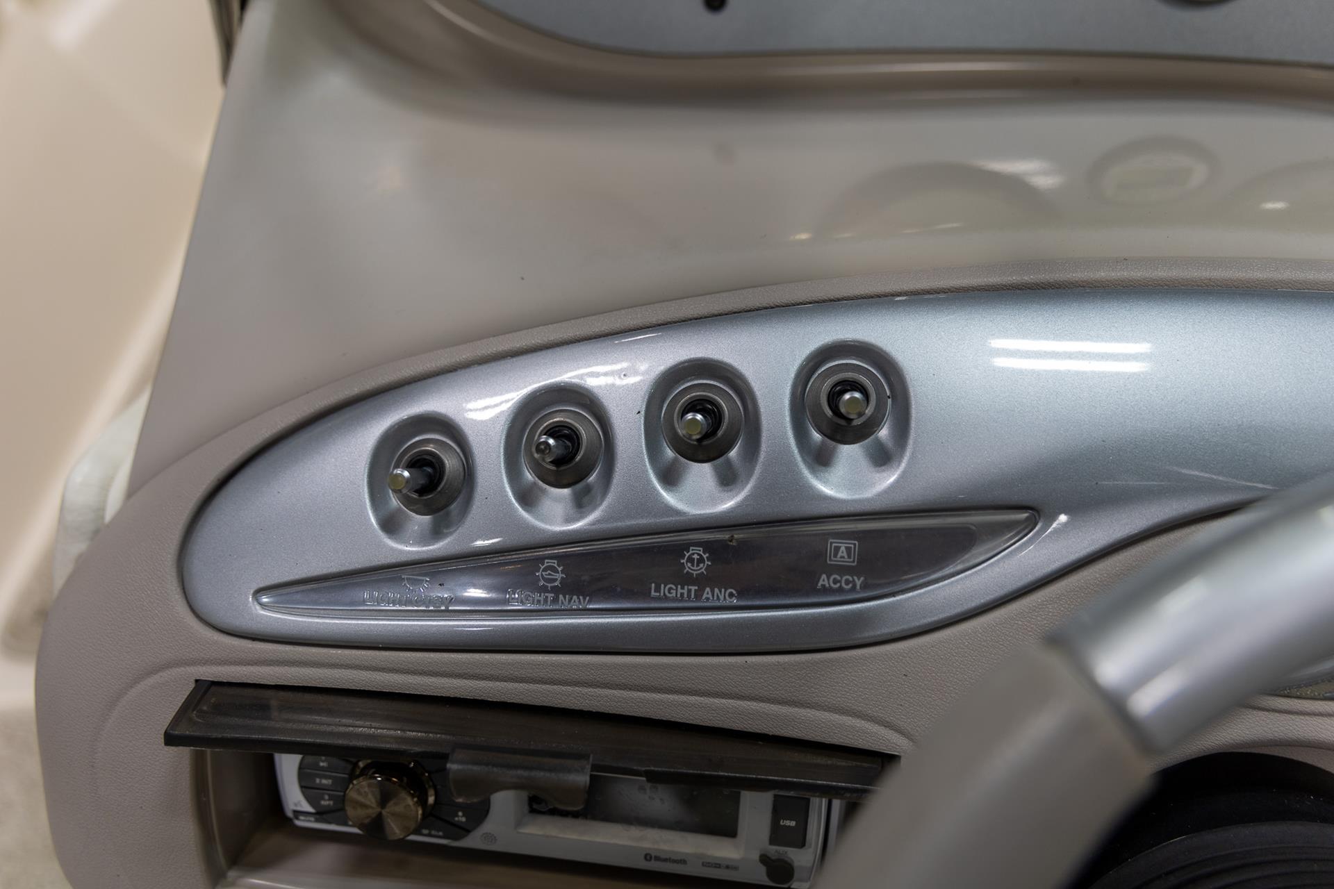 2003 Maxum 1900 SR in Saint Cloud, Minnesota - Photo 19