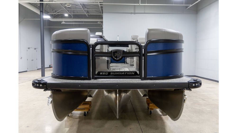 2026 Bennington 22SSB in Saint Cloud, Minnesota - Photo 3