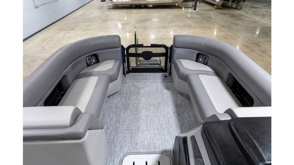 2026 Bennington 22SSB in Saint Cloud, Minnesota - Photo 9