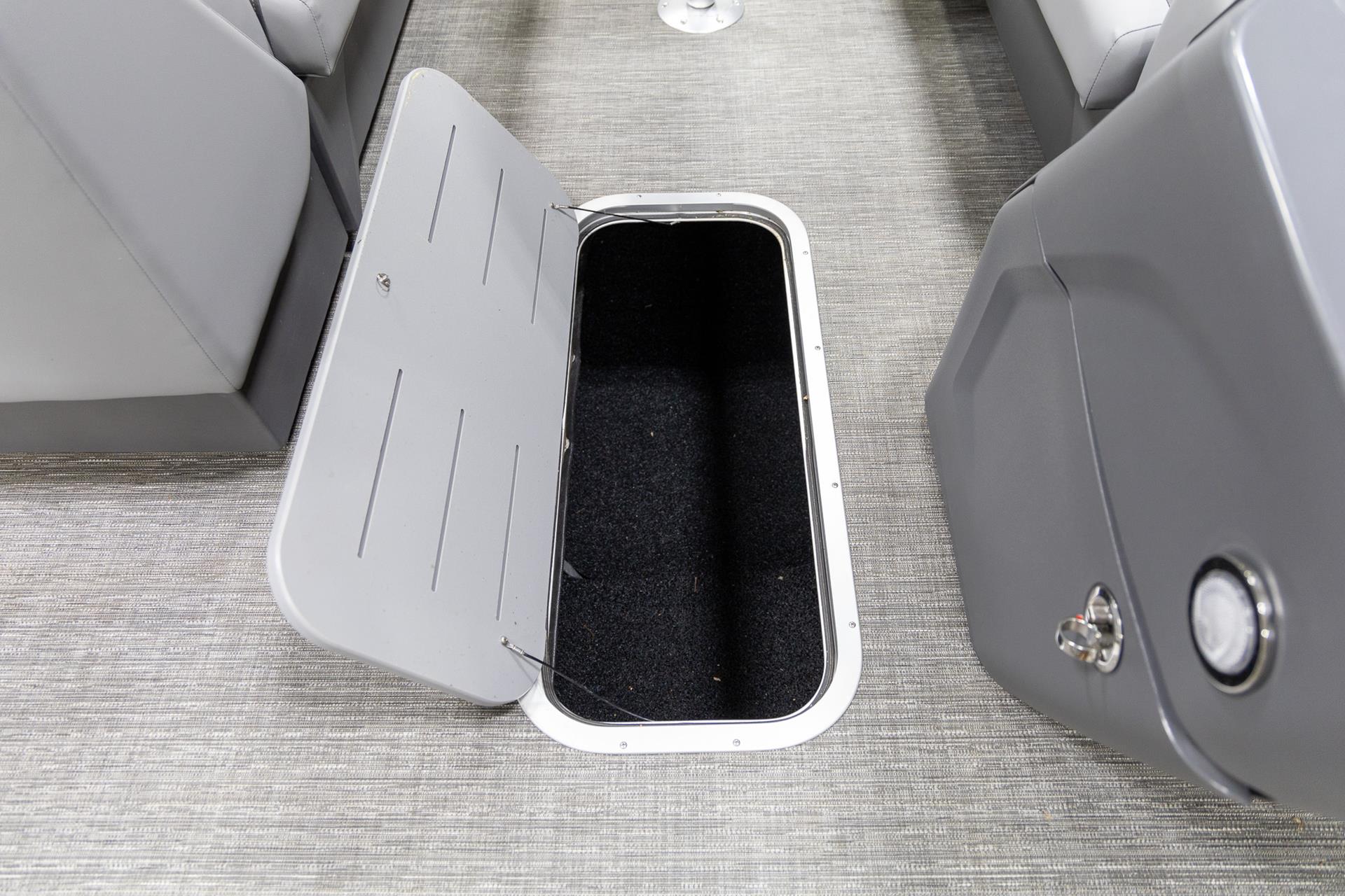 2024 Bennington 22 SSB-SPS in Saint Cloud, Minnesota - Photo 12