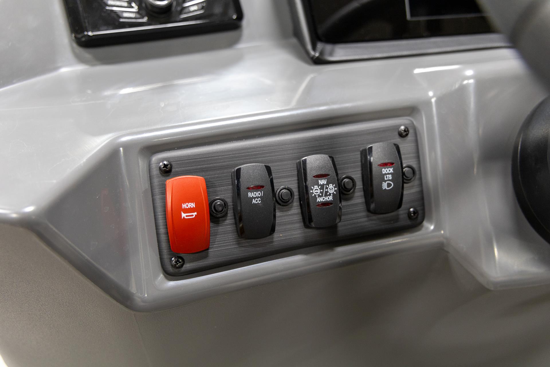 2024 Bennington 22 SSB-SPS in Saint Cloud, Minnesota - Photo 17