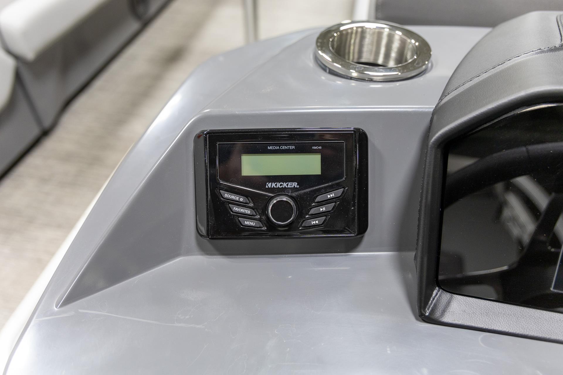 2024 Bennington 22 SSB-SPS in Saint Cloud, Minnesota - Photo 18