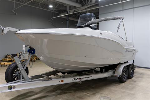 2024 Crownline 200 FS in Saint Cloud, Minnesota - Photo 5