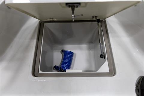 2024 Crownline 200 FS in Saint Cloud, Minnesota - Photo 17