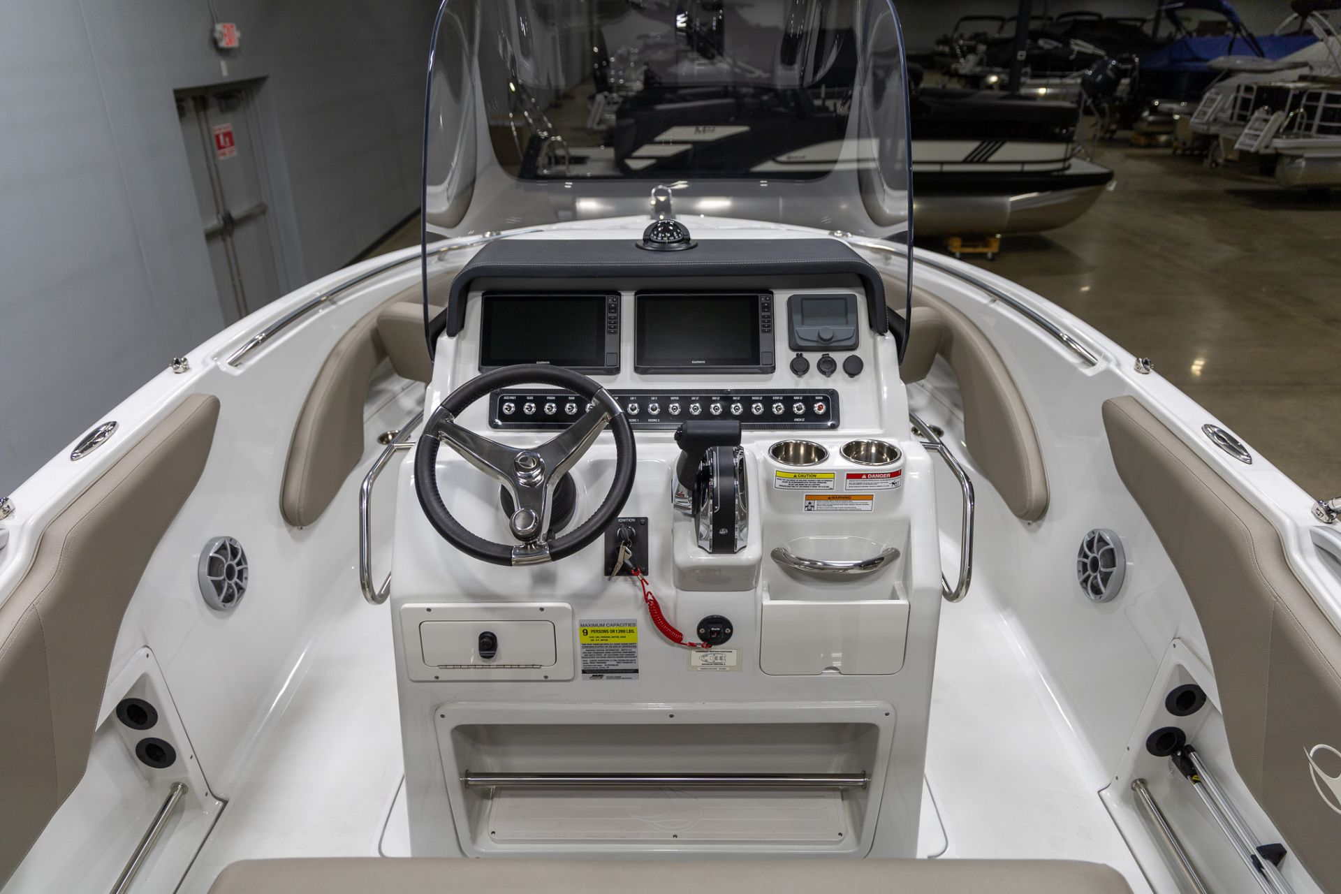 2024 Crownline 200 FS in Saint Cloud, Minnesota - Photo 9