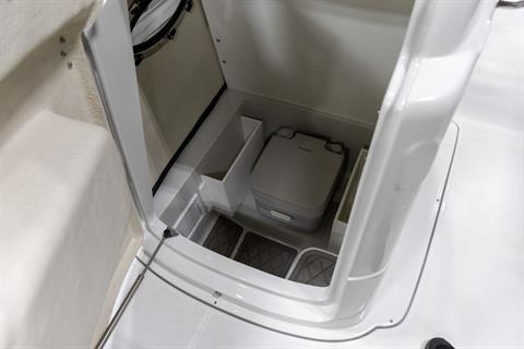 2024 Crownline 200 FS in Saint Cloud, Minnesota - Photo 19