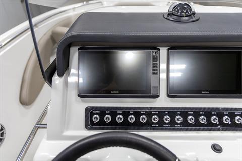 2024 Crownline 200 FS in Saint Cloud, Minnesota - Photo 11