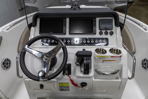 2024 Crownline 200 FS in Saint Cloud, Minnesota - Photo 10