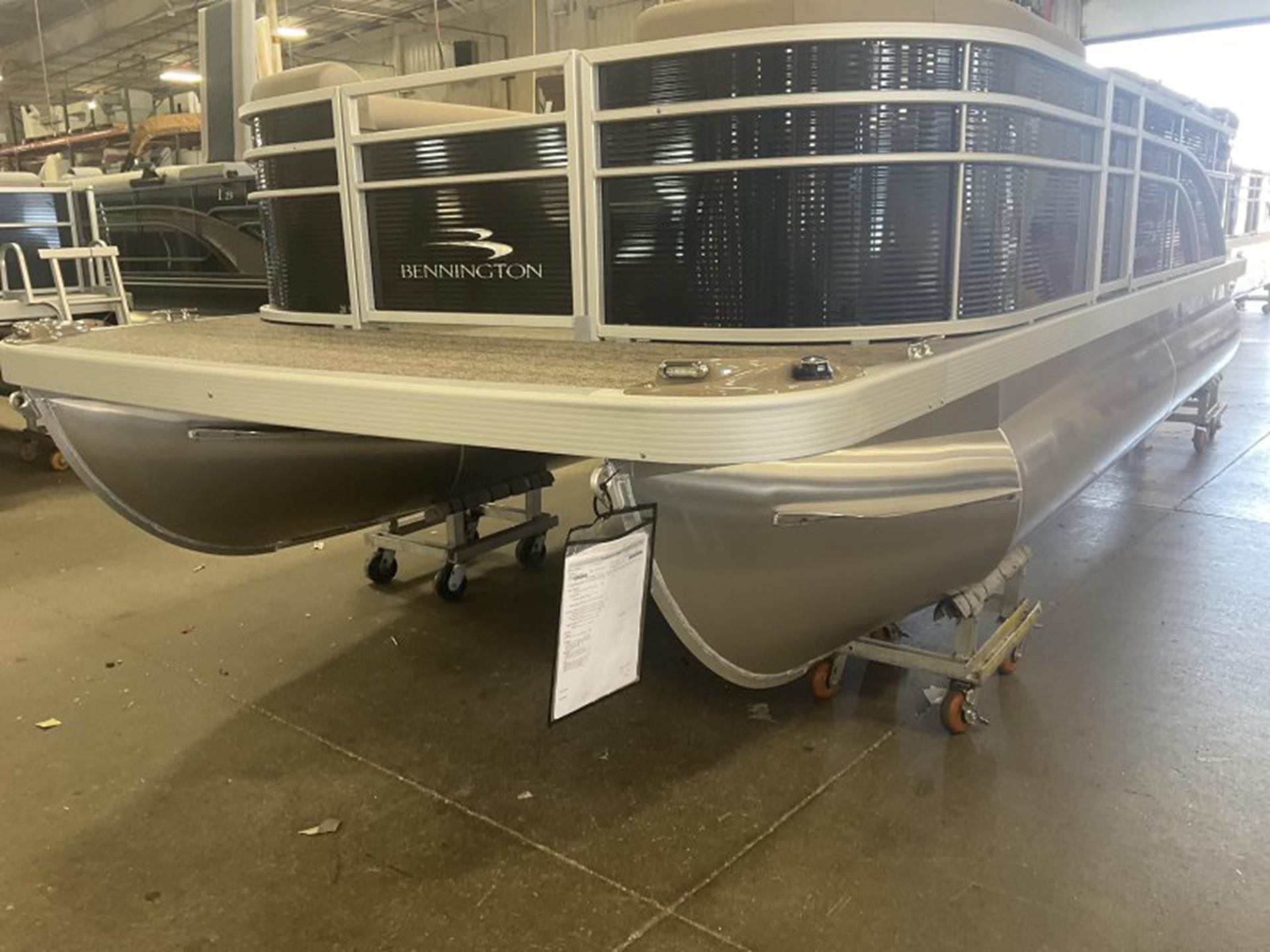 2025 Bennington 20 SL in Saint Cloud, Minnesota - Photo 2