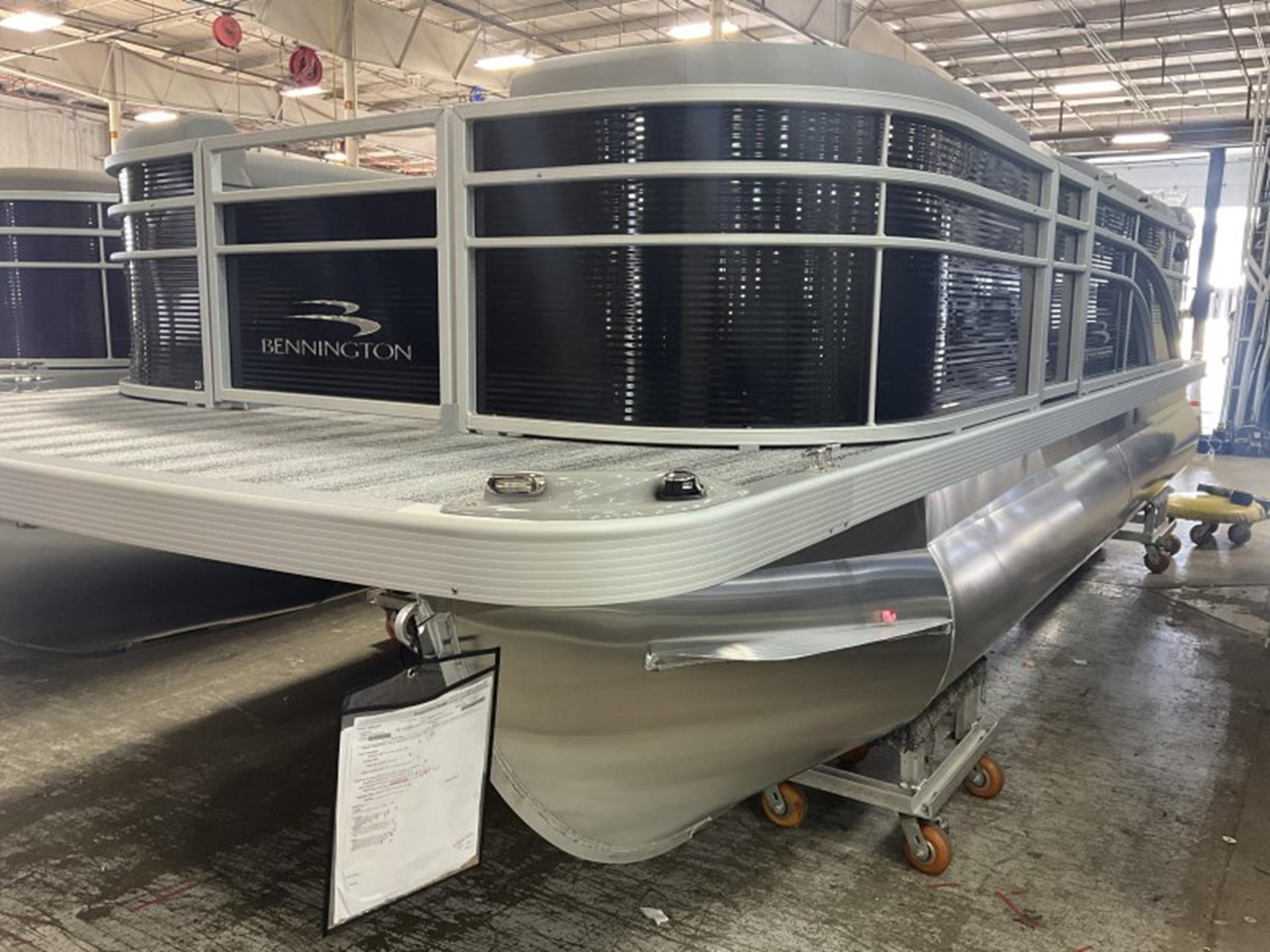 2025 Bennington 20 SL in Saint Cloud, Minnesota - Photo 2